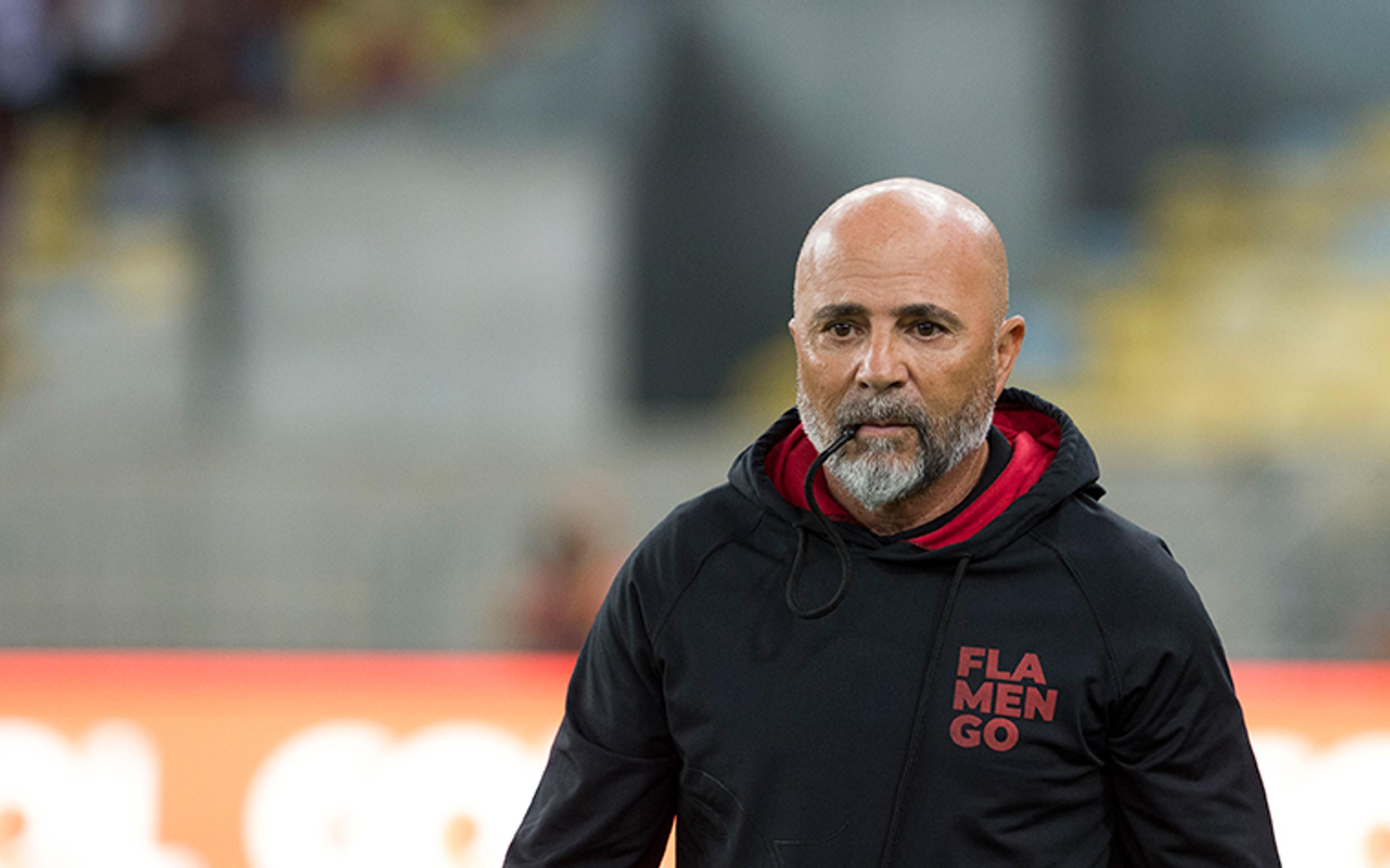 Sampaoli analisa momento de instabilidade do Flamengo e defende jogadores: ‘O que menos falta é vontade’