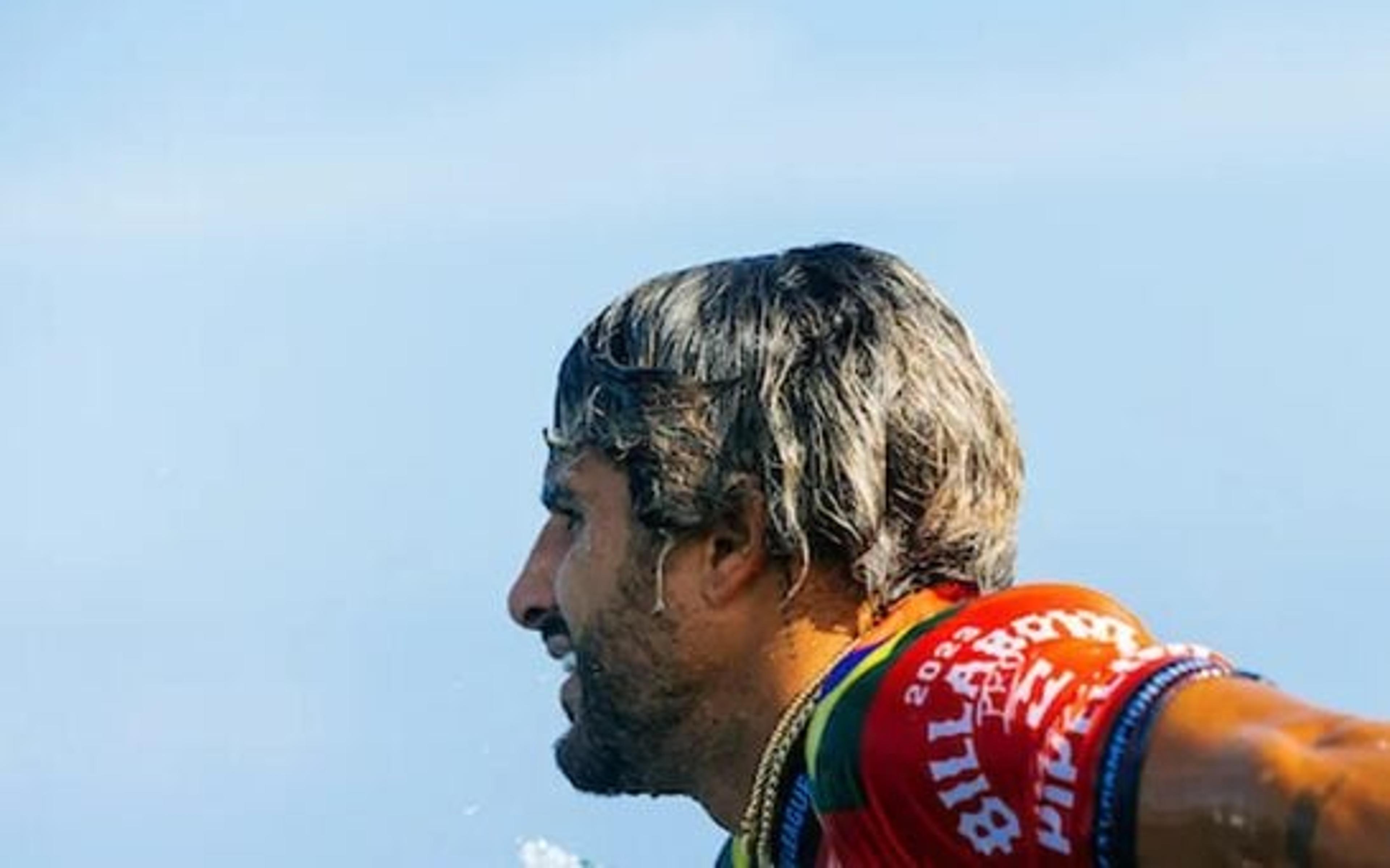 Ítalo Ferreira e Filipe Toledo criticam WSL após polêmica em Surf Ranch