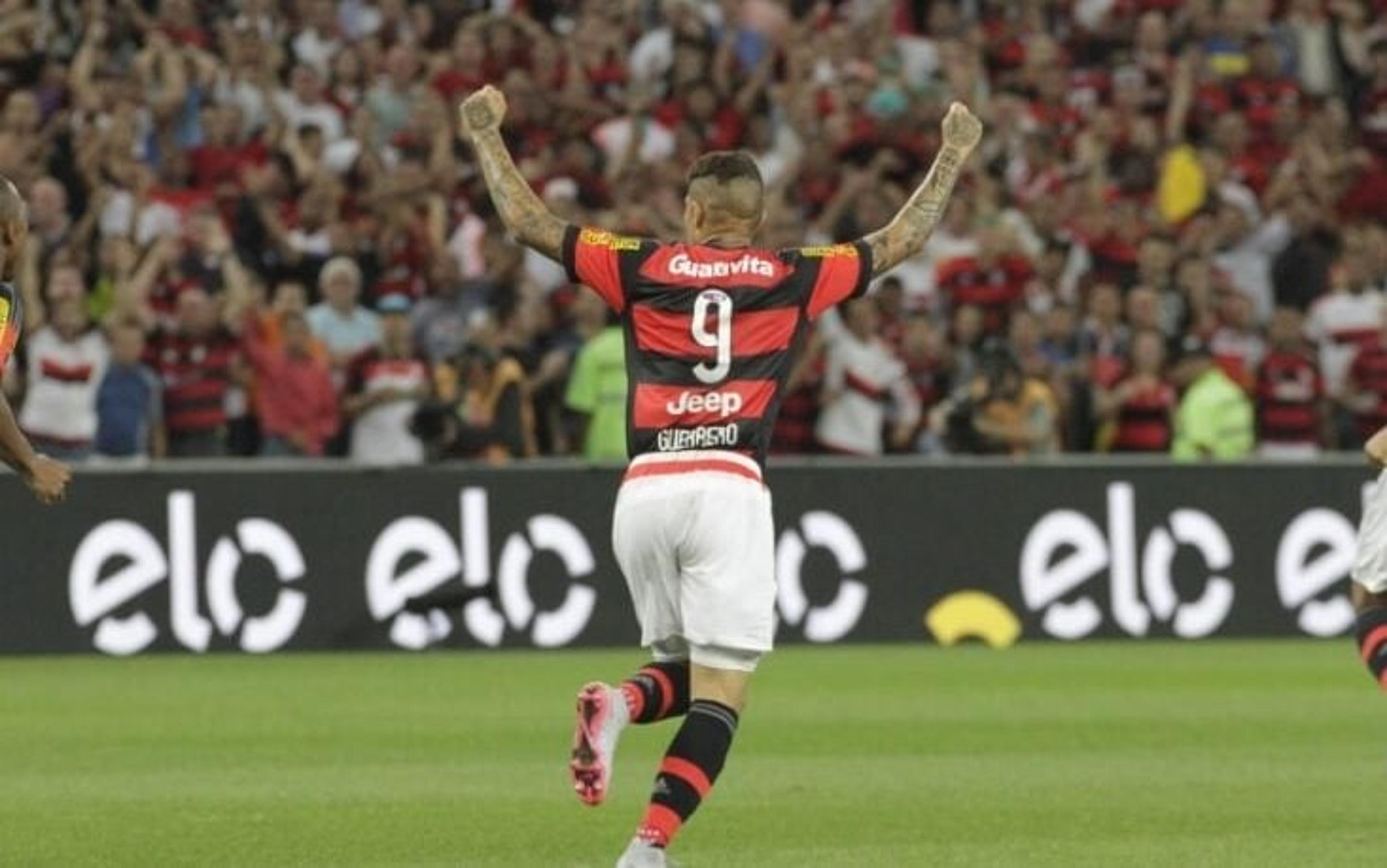 Flamengo reencontra Guerrero, contratação que simbolizou o início de uma nova era no clube