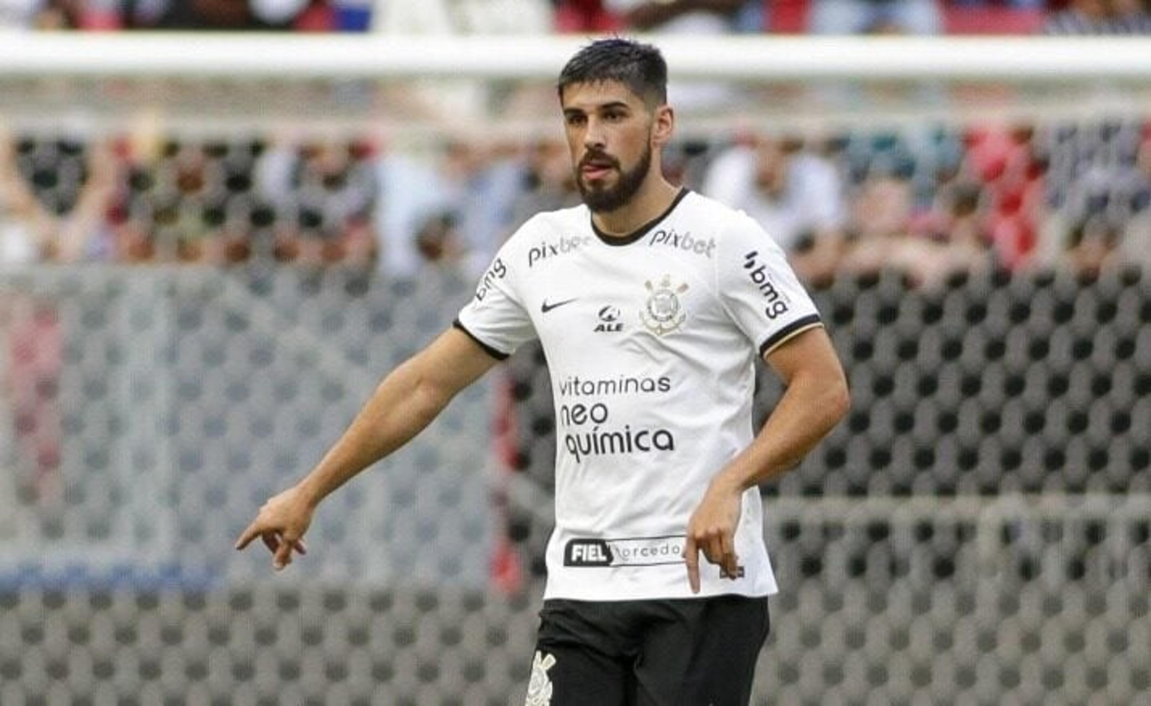 Negociação por renovação de Bruno Méndez com o Corinthians não anda, e Internacional segue de olho na situação do zagueiro