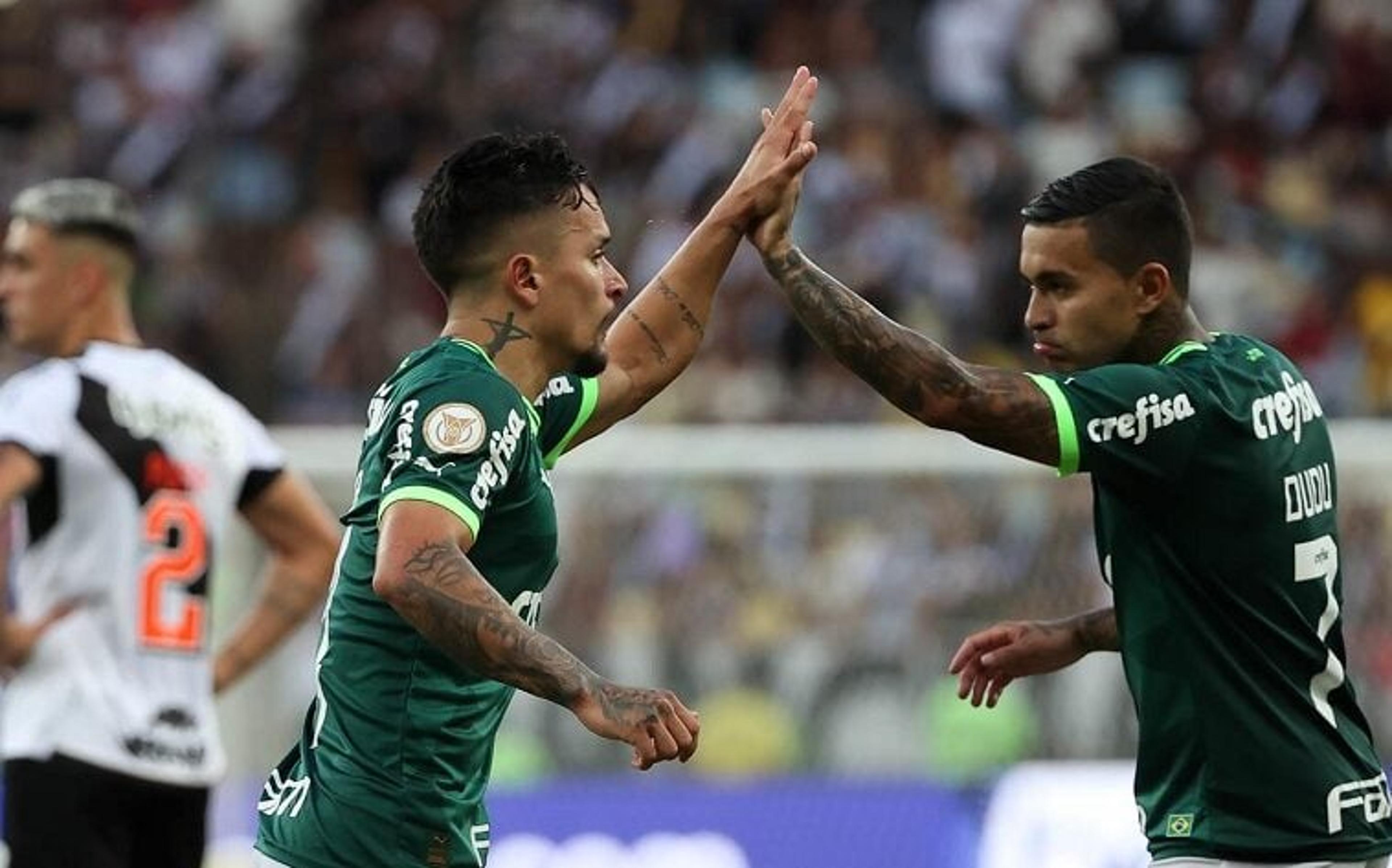 Recordista como visitante no Brasileirão, Palmeiras tenta fazer valer sua força fora de casa contra o Goiás