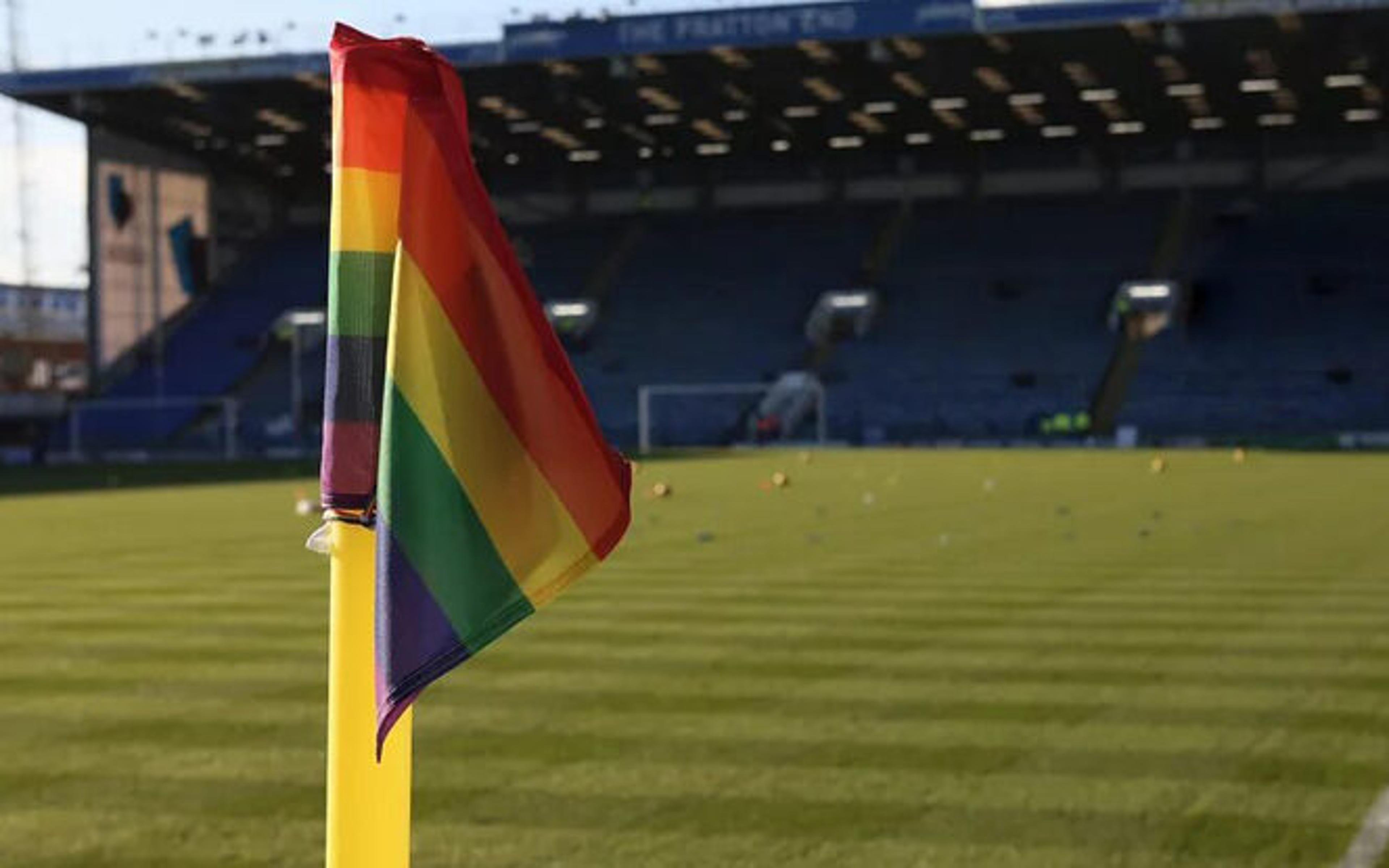 Jogadores de clube francês se recusam a realizar homenagem aos direitos LGBTQIA+