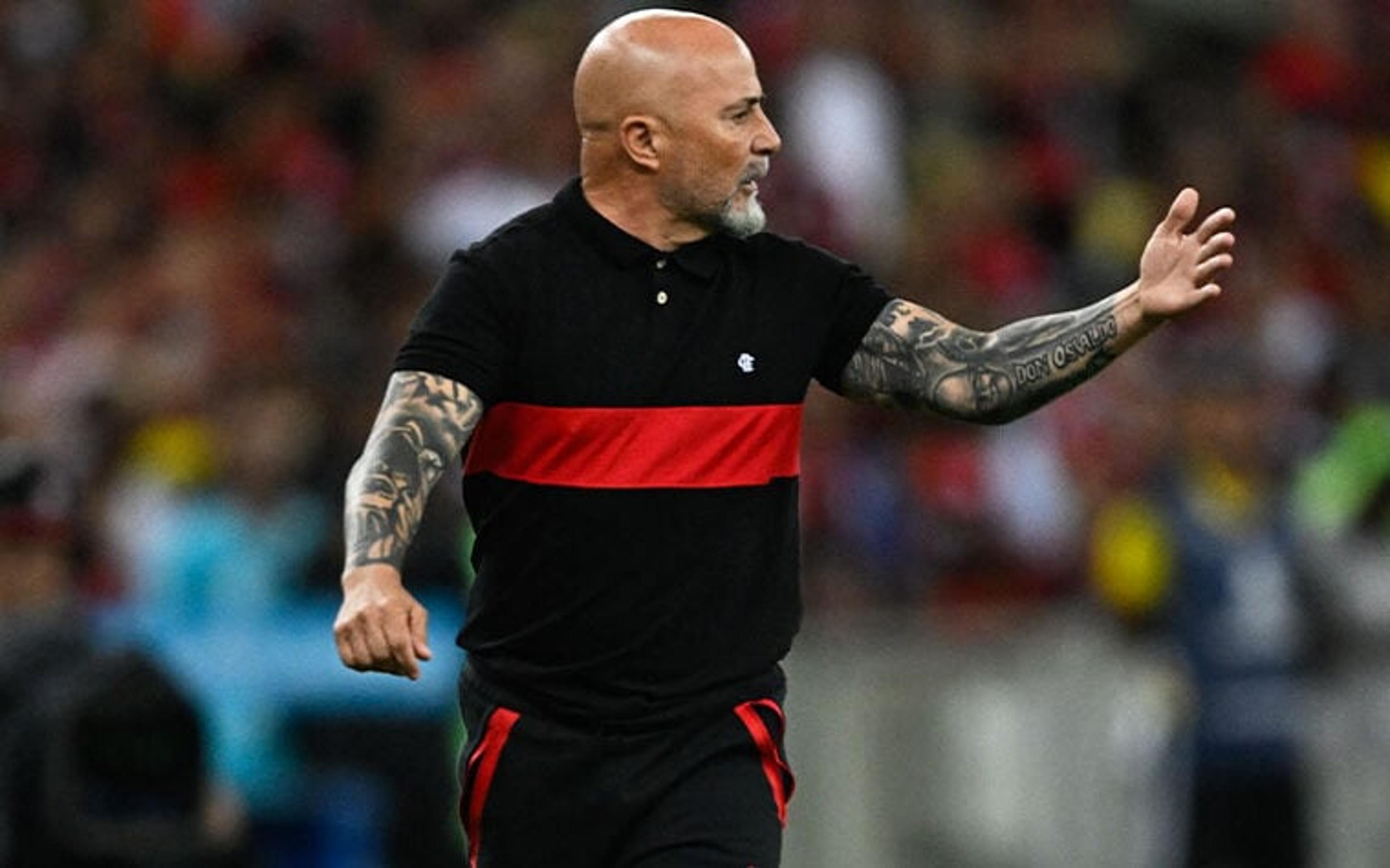 Lesões de jogadores e lacunas no elenco justificam instabilidade em primeiro mês de Sampaoli no Flamengo