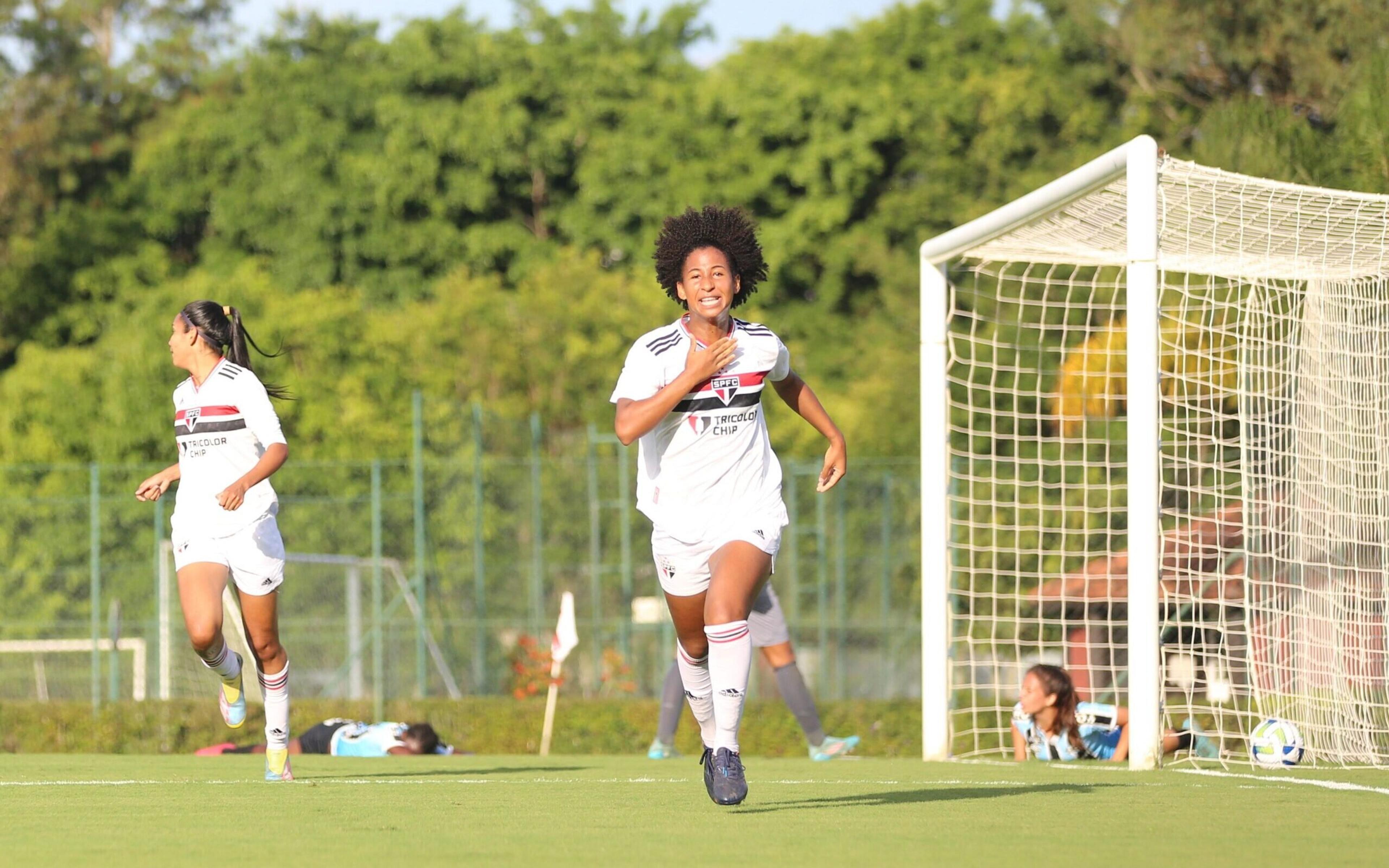 Jogo na várzea faz São Paulo afastar e multar oito de time feminino sub-20