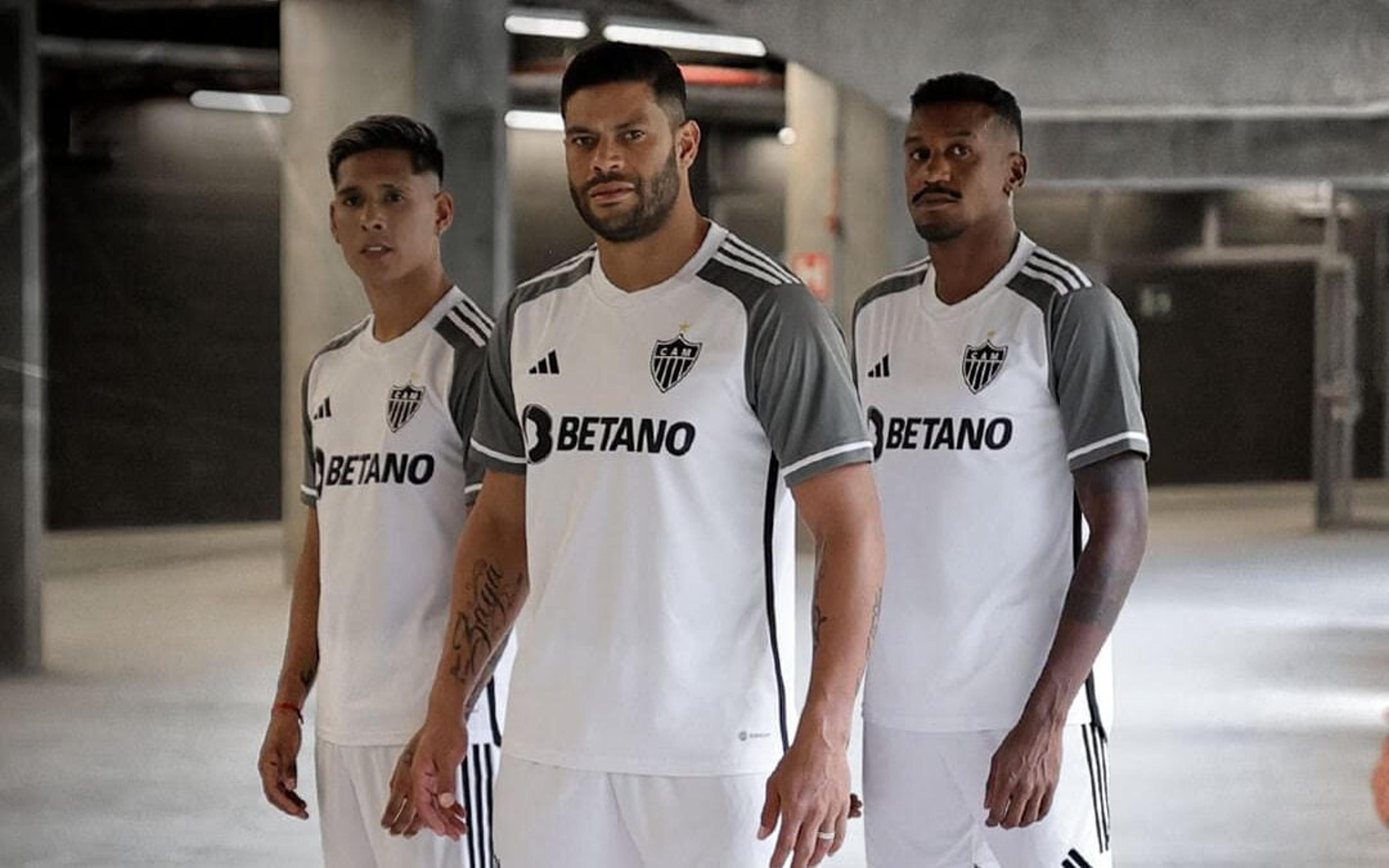 Atlético-MG lança segundo uniforme de jogo para 2023; veja as fotos