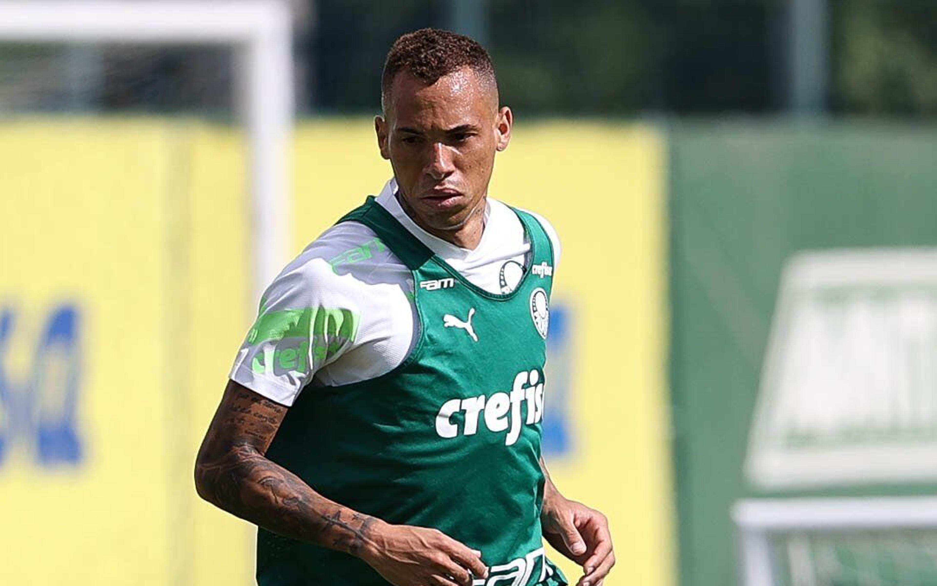 Breno Lopes avalia sequência do Palmeiras fora de casa e projeta confronto diante do Coritiba