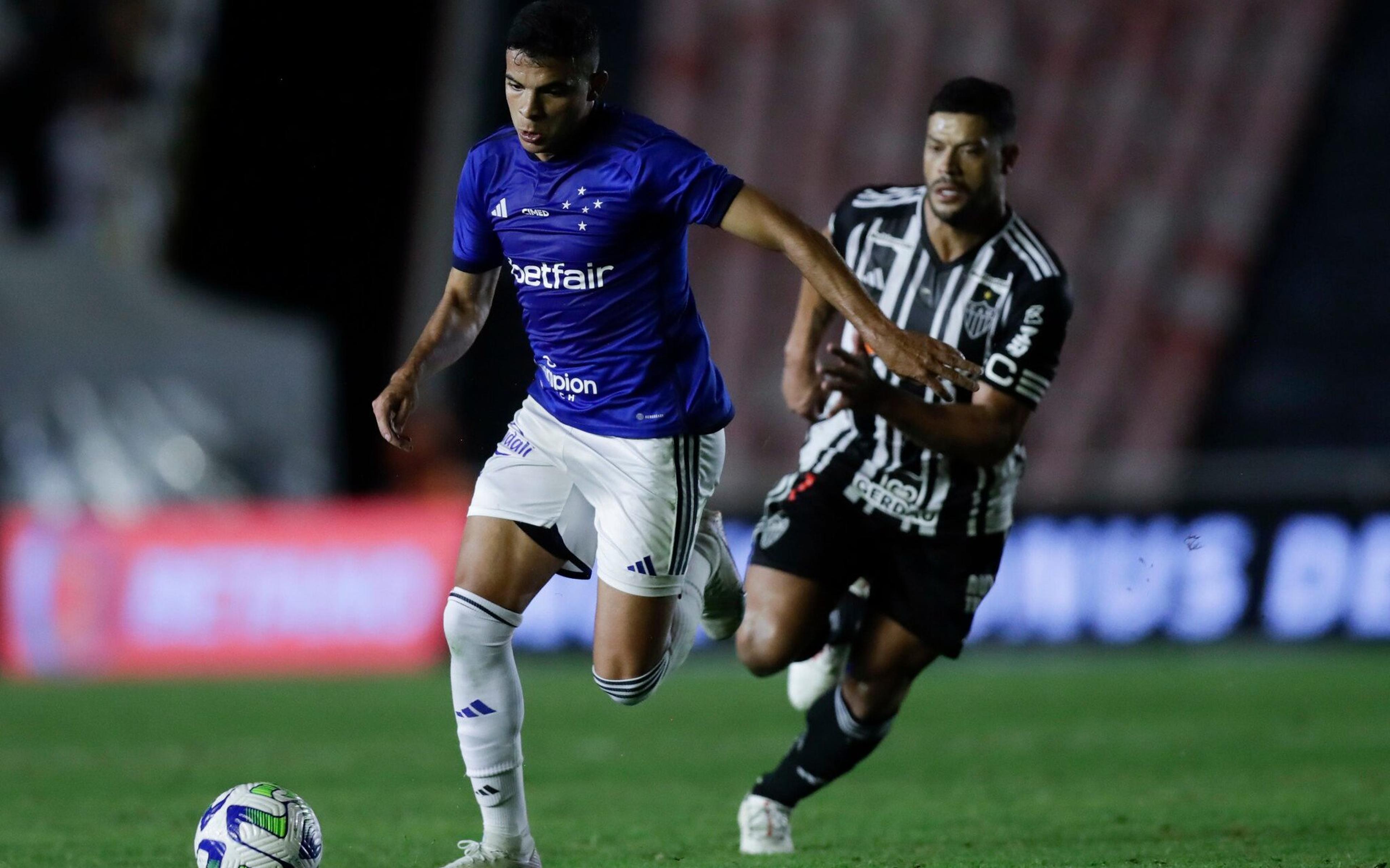 Bruno Rodrigues só jogou o clássico com o Atlético-MG pelo Cruzeiro após tomar injeções