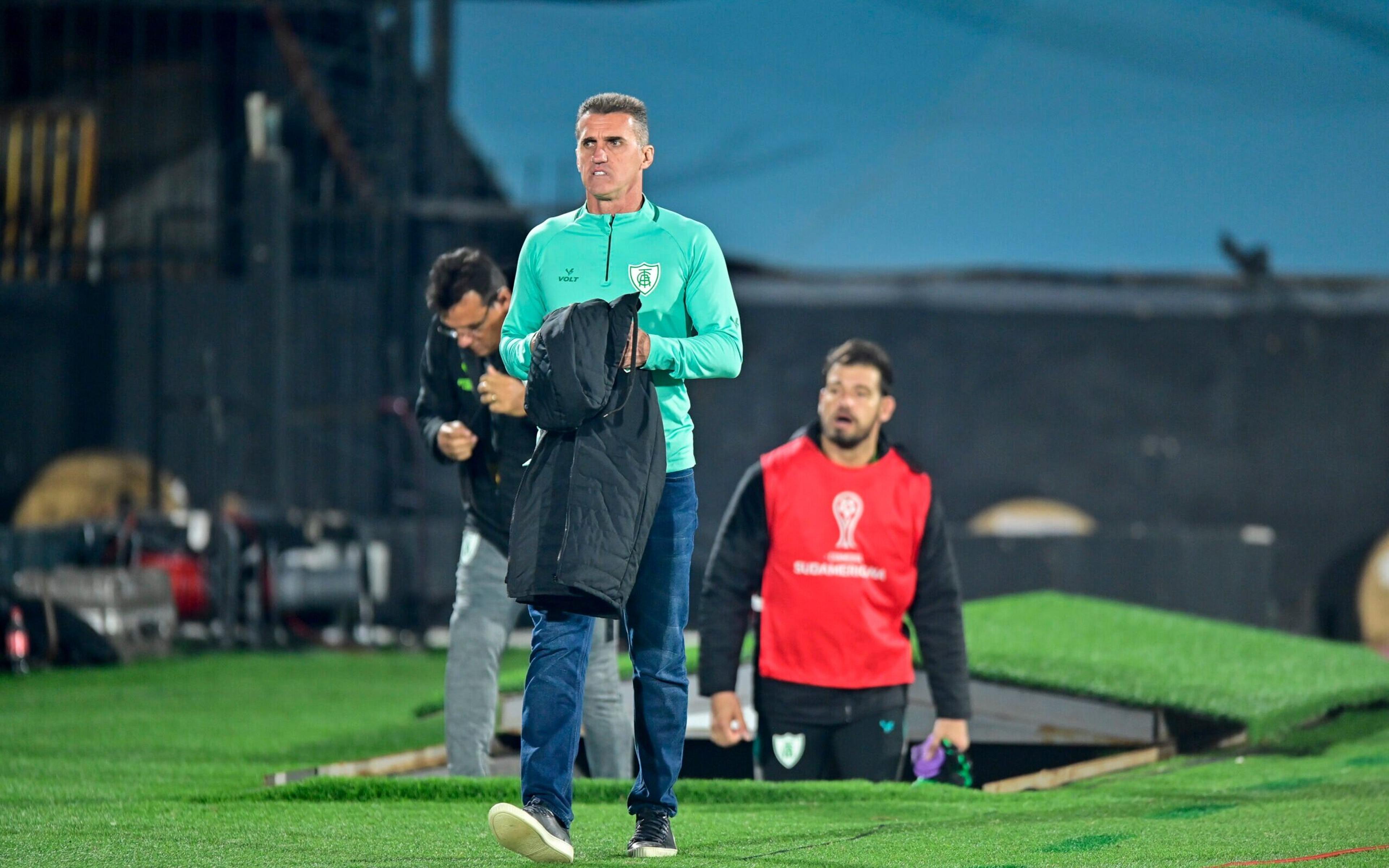 Técnico do América-MG, Vagner Mancini acredita em ‘virada de chave’ no clássico contra o Atlético-MG