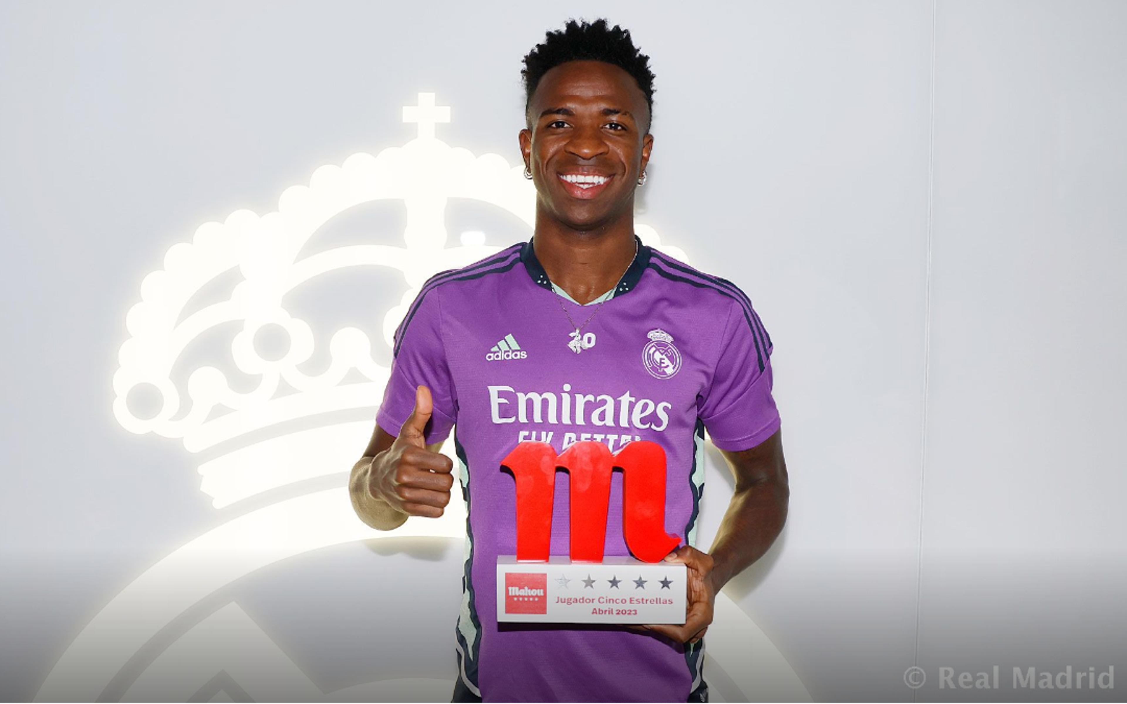 Vini Júnior é eleito por torcedores como melhor jogador do Real Madrid no mês e confirma permanência para a próxima temporada