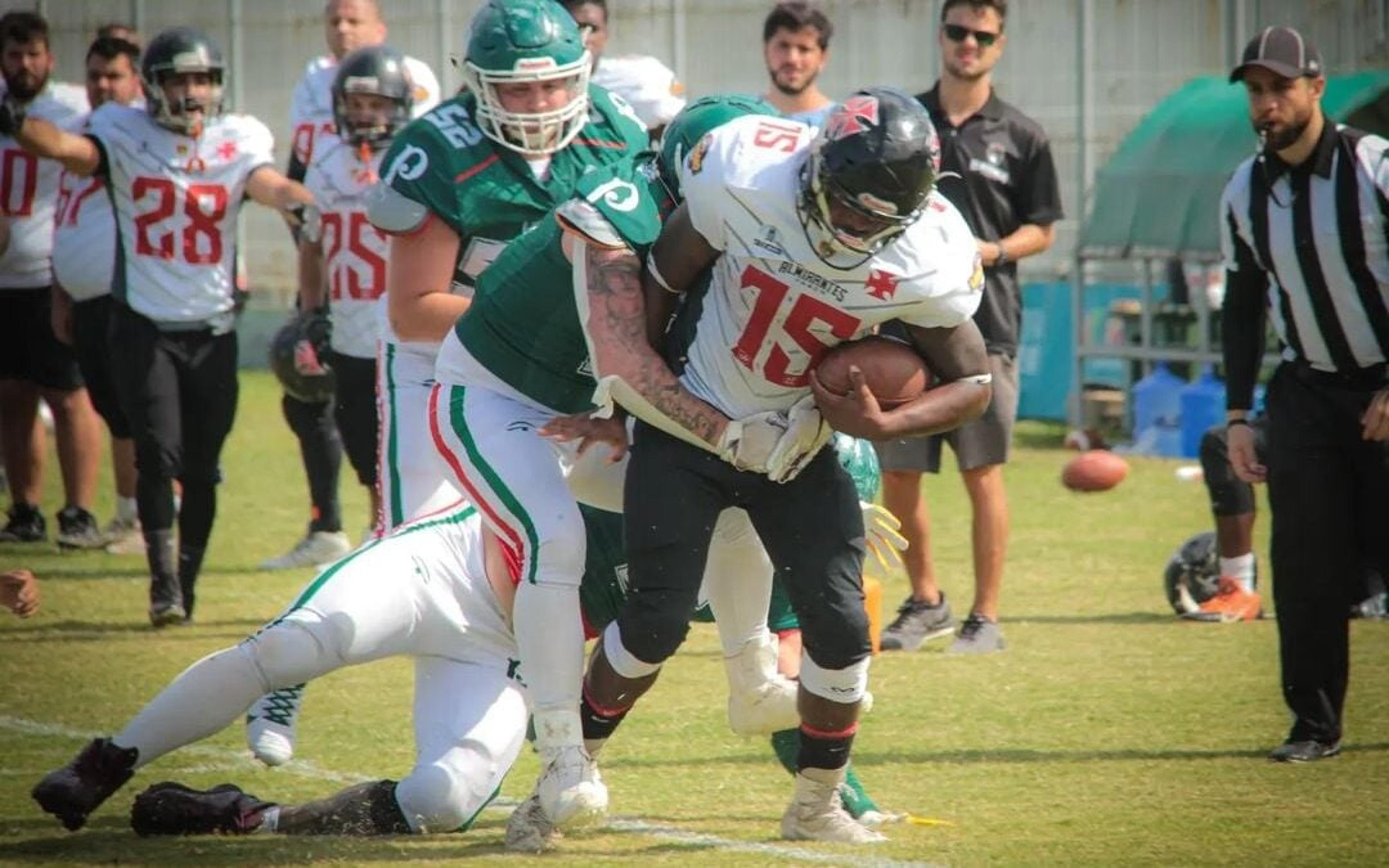 União da Serra acerta com dois norte-americanos: QB Dominique White e WR Anthony McCraw Jr.