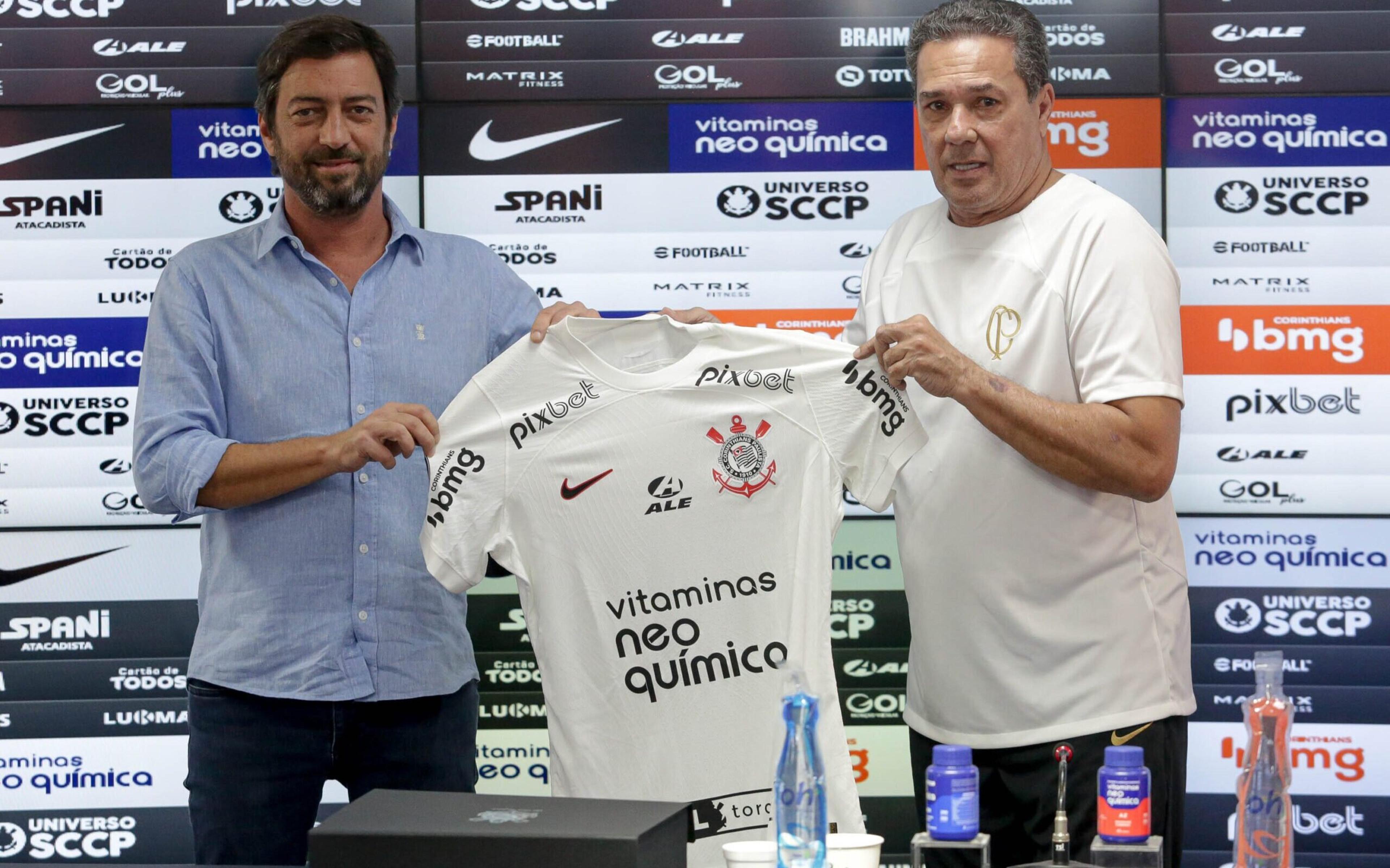 Duílio banca permanência de Luxemburgo e aponta principal fator para eliminação do Corinthians na Libertadores