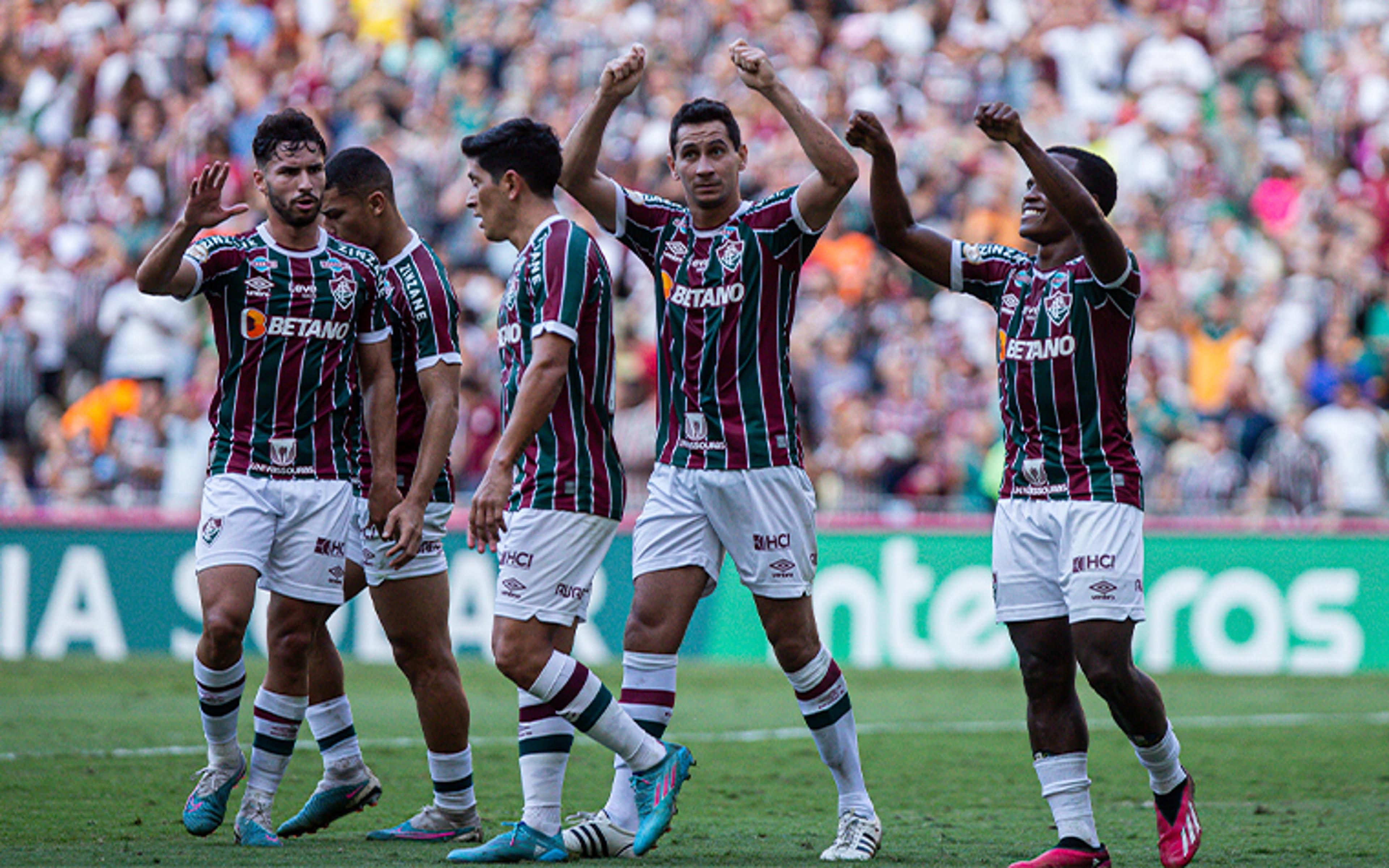 Fluminense vence o Red Bull Bragantino, encerra jejum de vitórias e sobe na tabela do Brasileirão