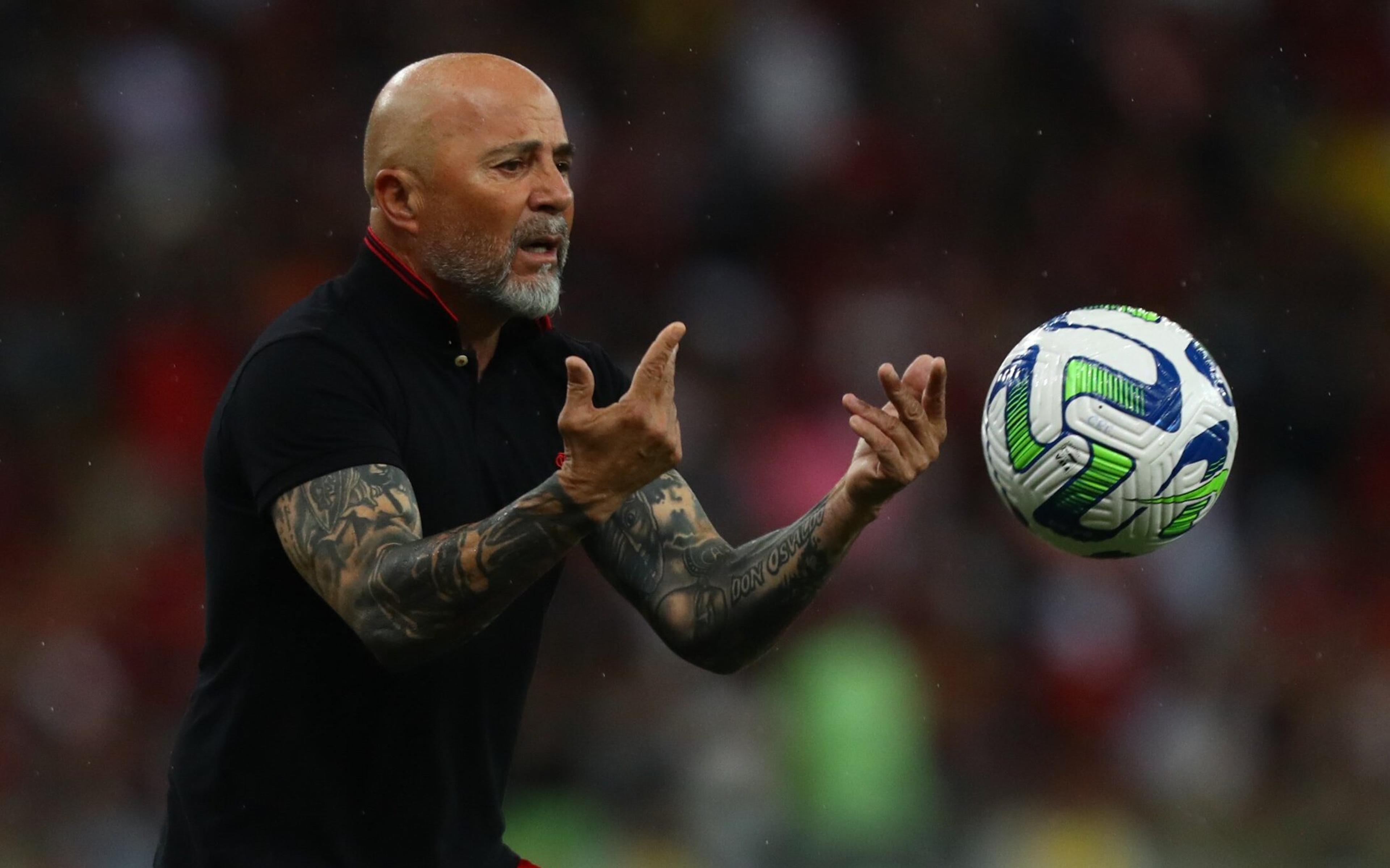 Sampaoli justifica ausência de Arrascaeta e elogia jogo do Flamengo: ‘Um dos melhores com a bola’