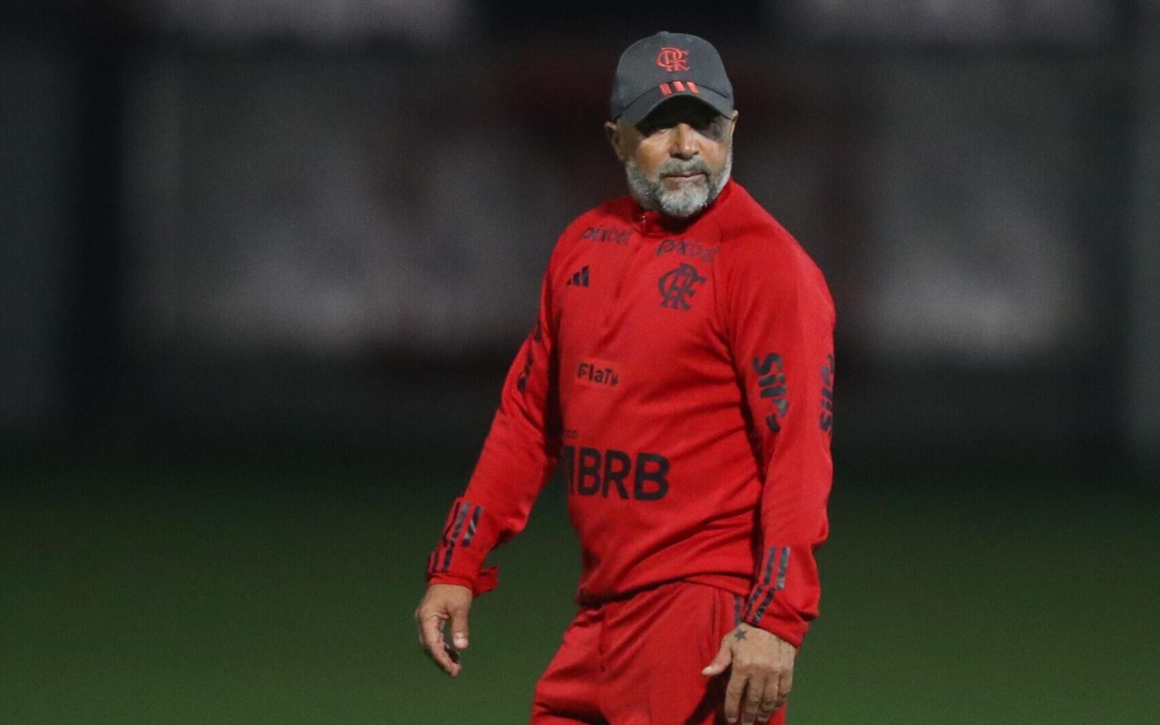 Flamengo vence Santos, mas torcedores se irritam com Sampaoli na web: ‘Show de horrores’