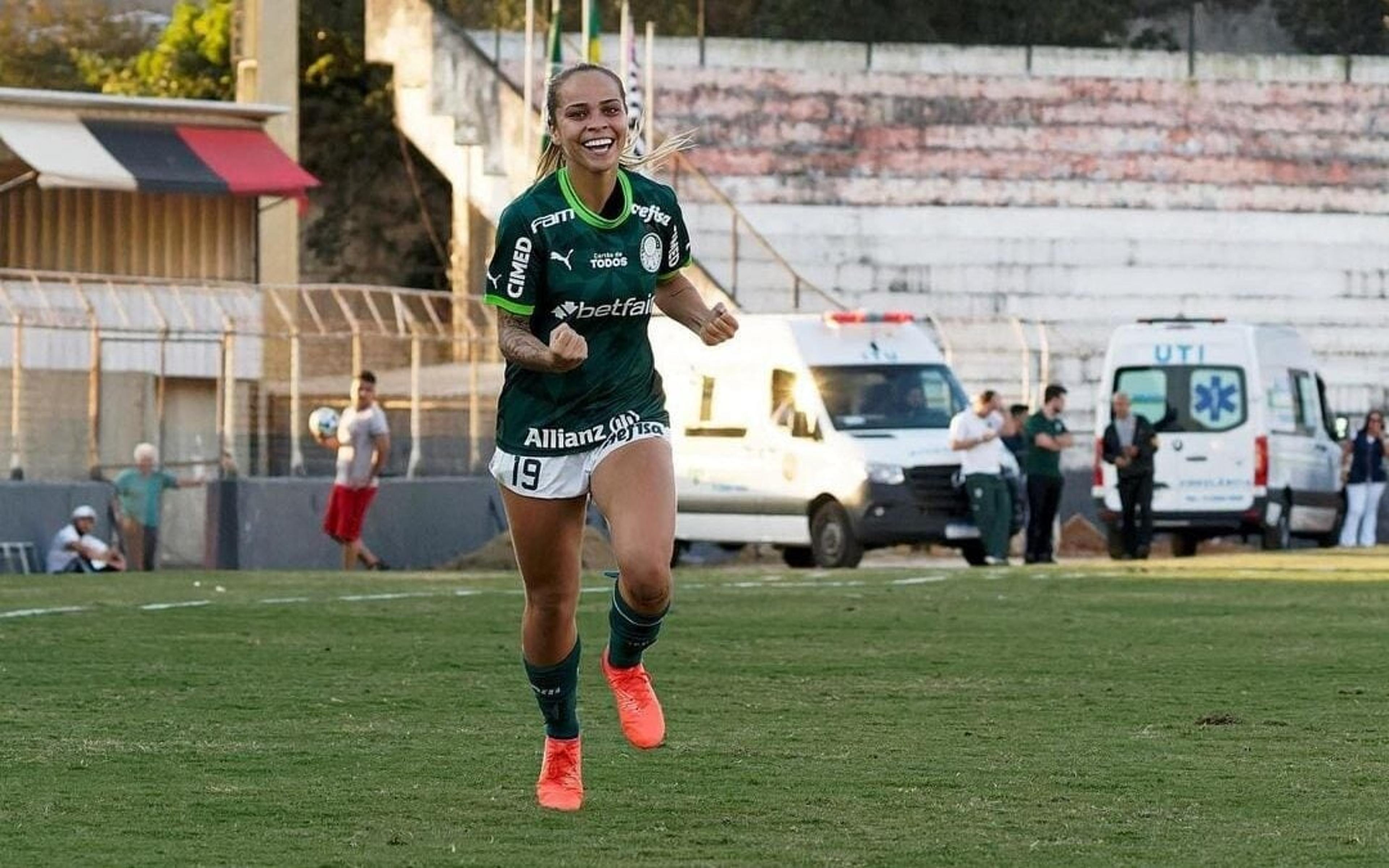 Letícia comemora gol em vitória do Palmeiras e projeta última rodada do Campeonato Brasileiro