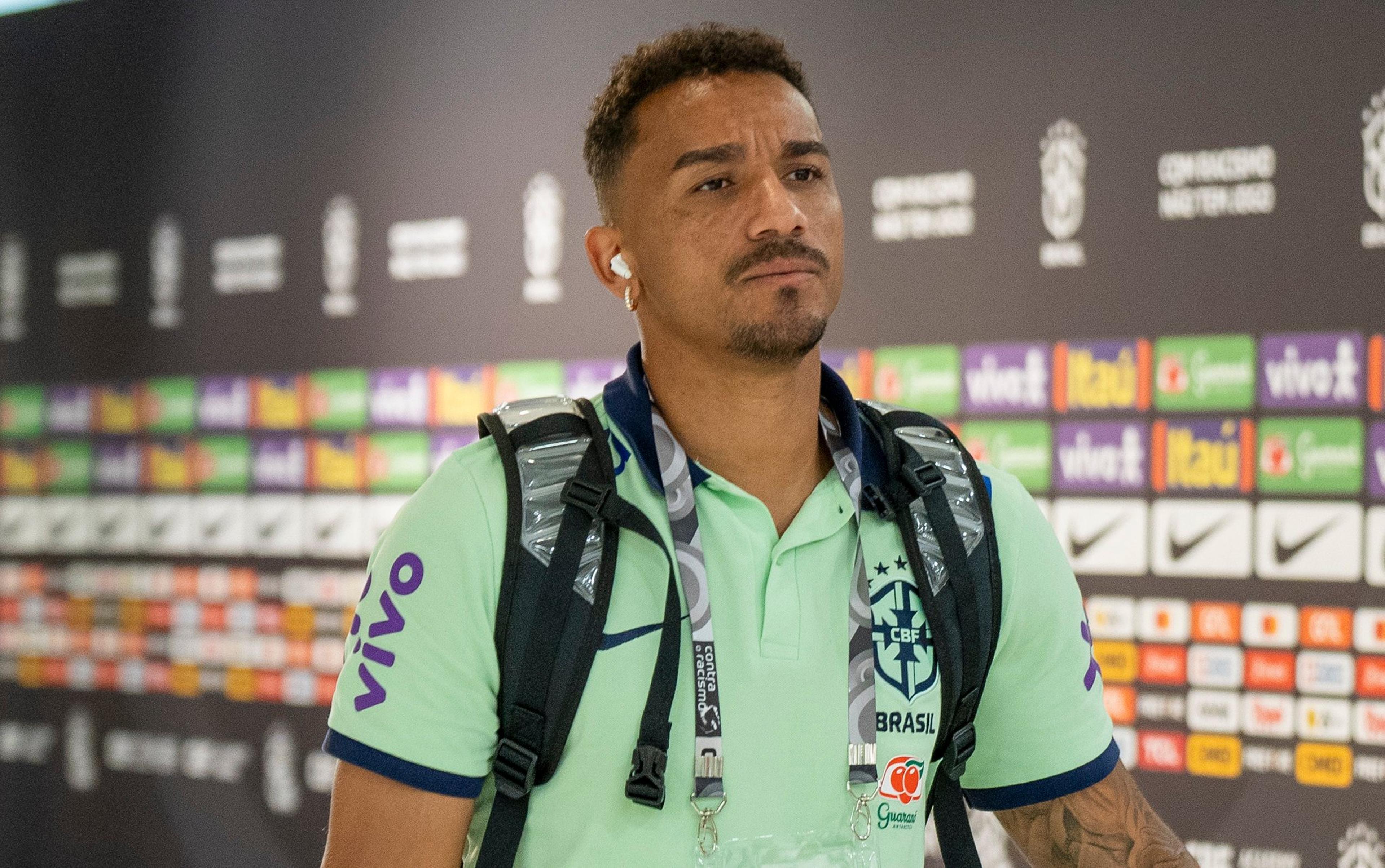 Danilo, da Seleção Brasileira, prioriza Flamengo e Santos em possível volta ao Brasil