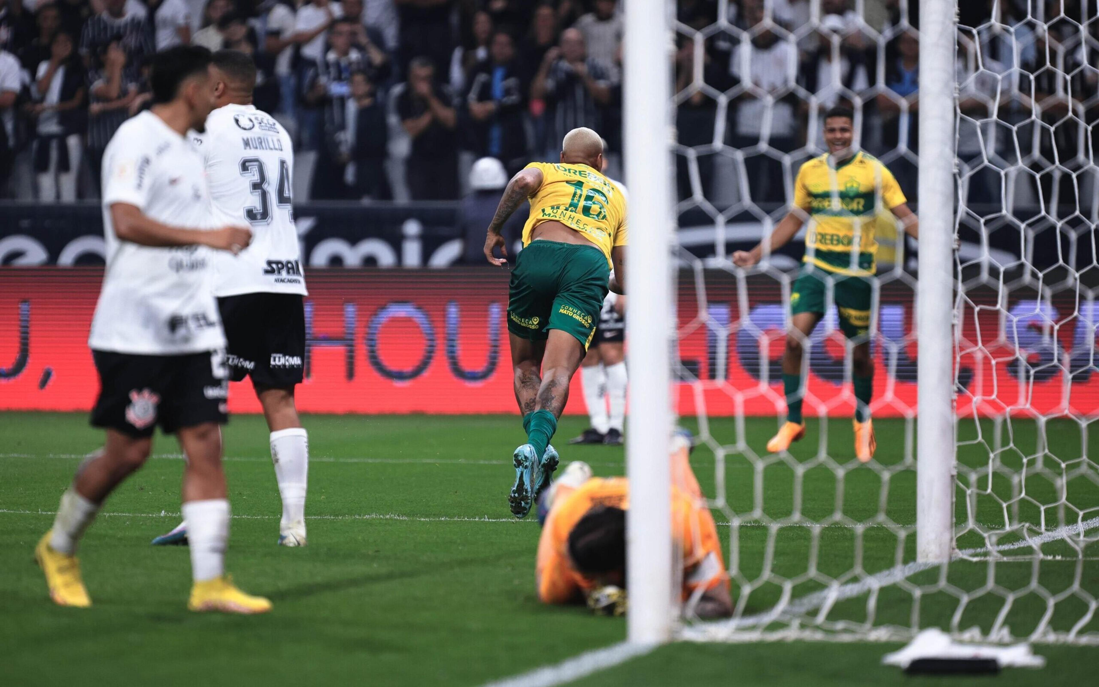 Liga o secador! Saiba para quem o Corinthians precisa torcer para não entrar na zona do rebaixamento do Brasileirão