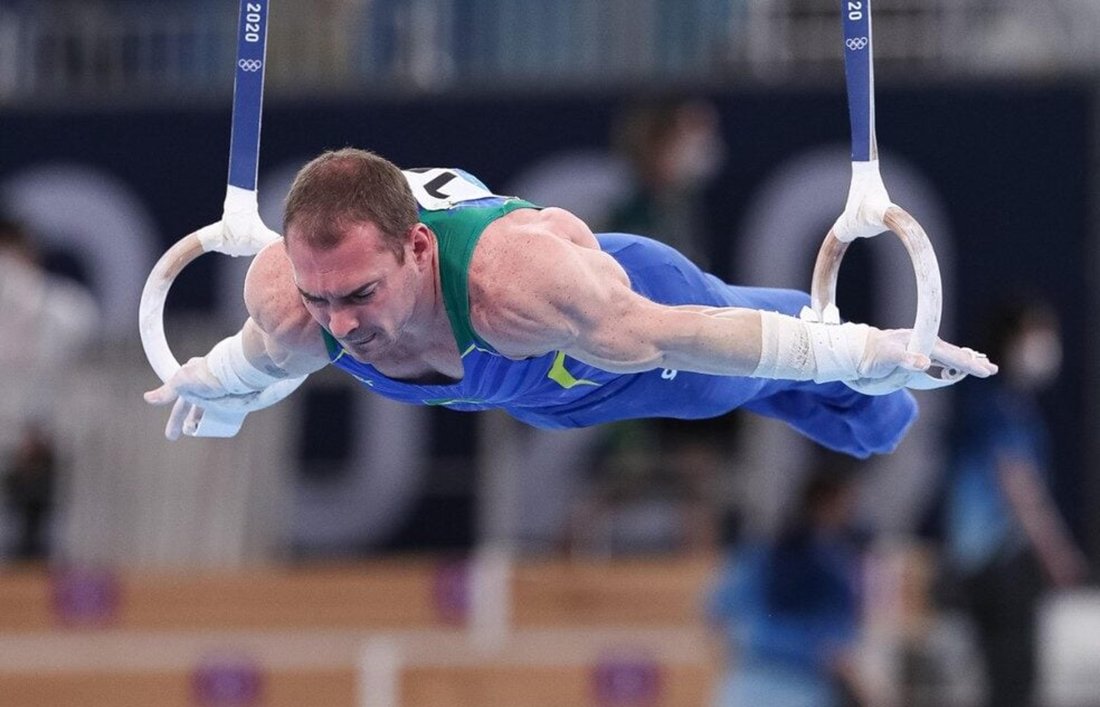 Copa do Mundo de Ginástica: Arthur Zanetti passa em segundo nas argolas