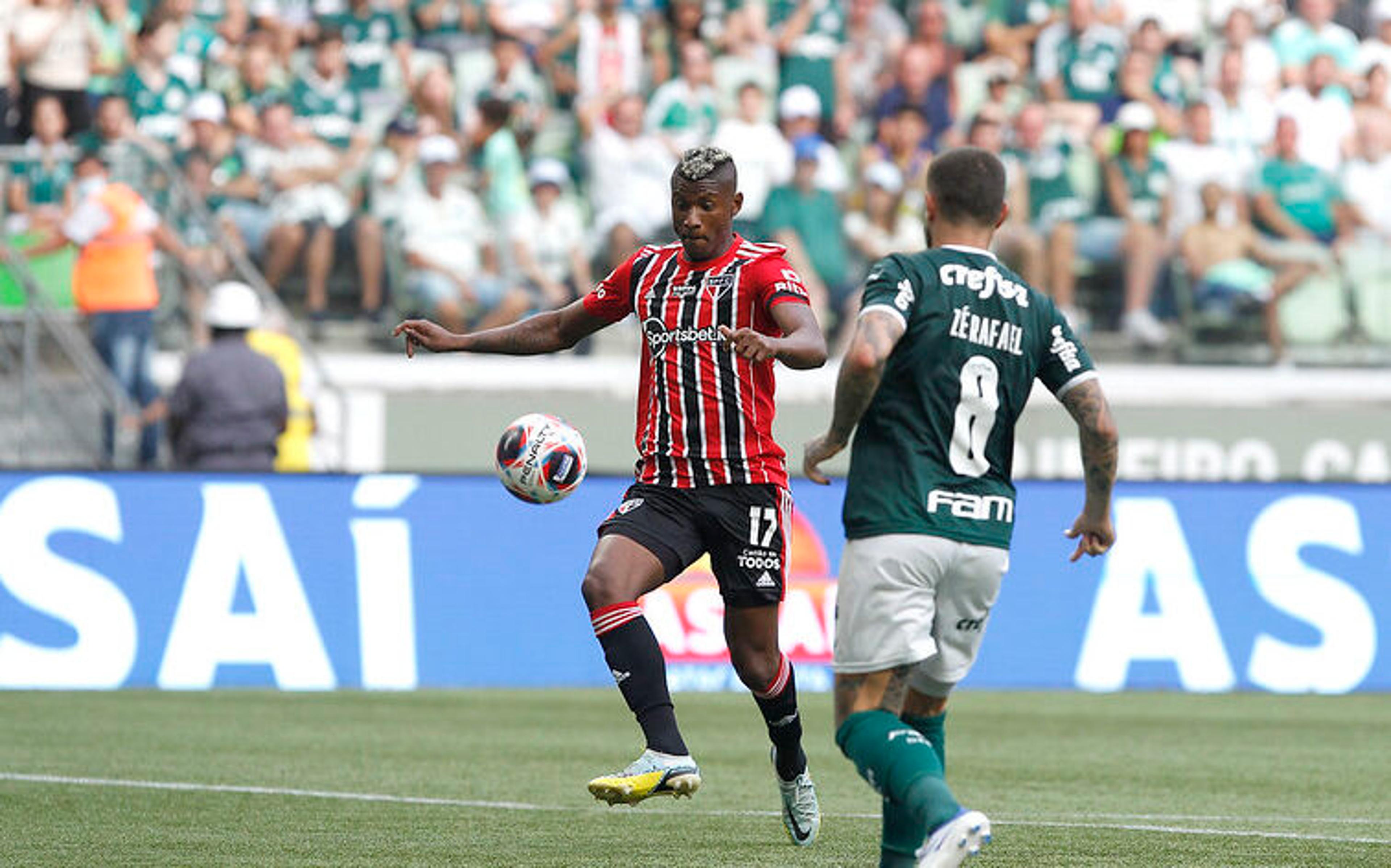 Até que enfim! São Paulo encaminha empréstimo de lateral ‘encostado’ e criticado pela torcida