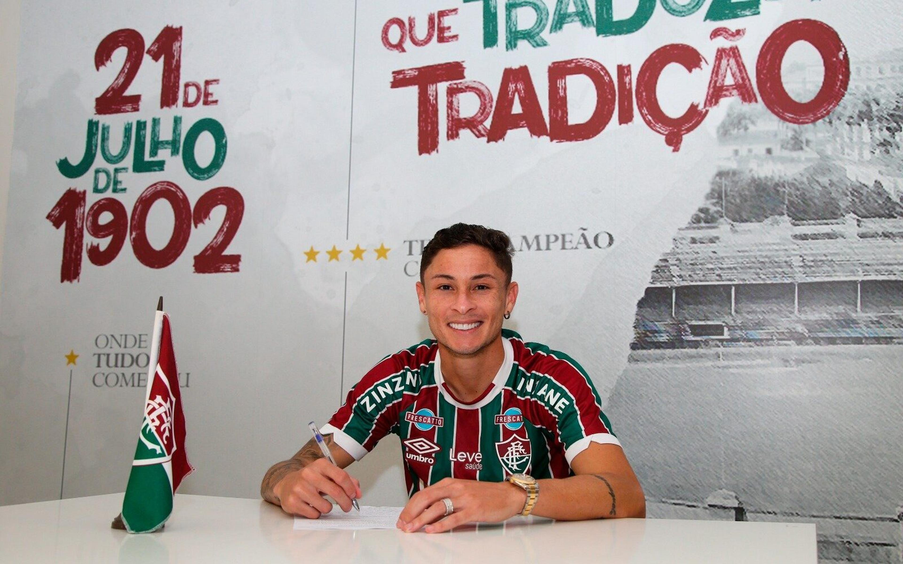 Diogo Barbosa é anunciado como novo reforço do Fluminense até 2024