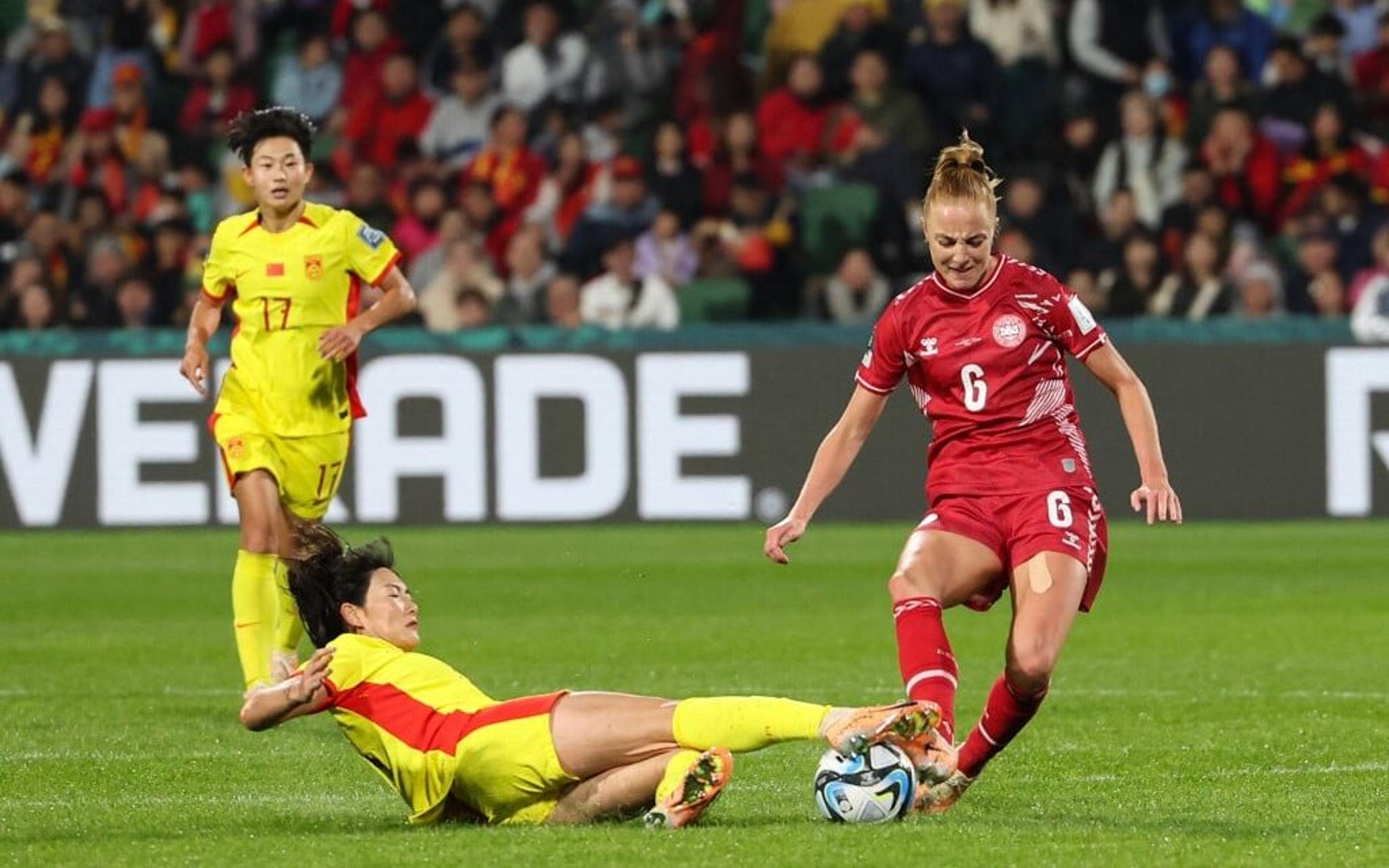 Em jogo movimentado, Dinamarca bate China com gol no final pela Copa do Mundo Feminina