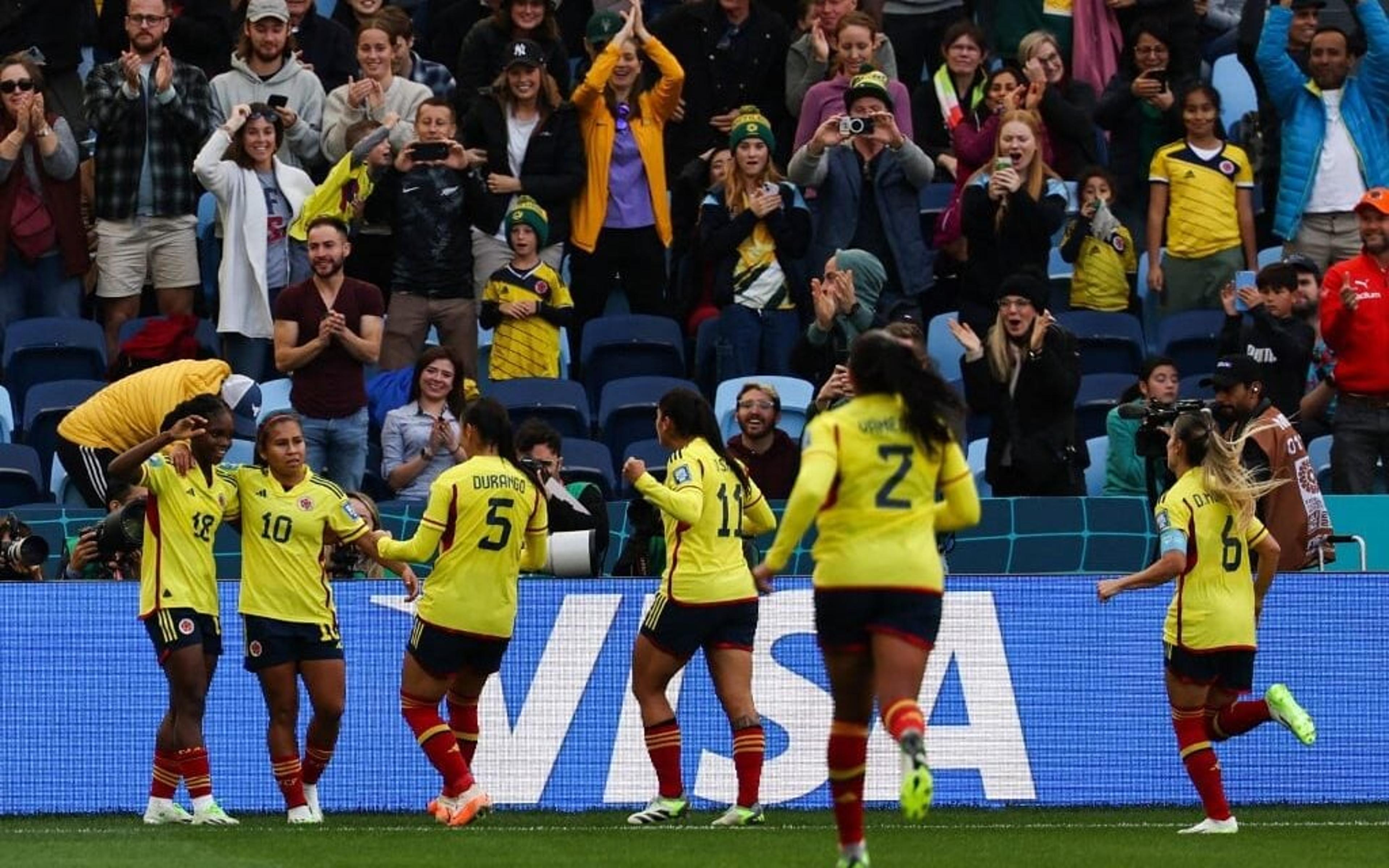 Colômbia bate Coreia do Sul com facilidade em estreia na Copa do Mundo Feminina