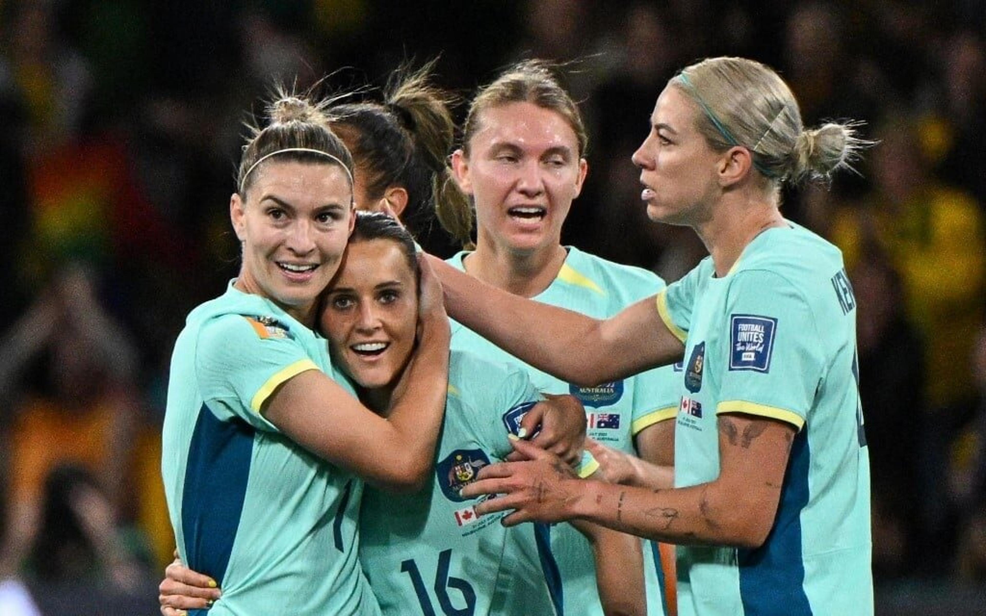 !Passeio em Melbourne! Austrália goleia Canadá e garante liderança no grupo B da Copa do Mundo Feminina