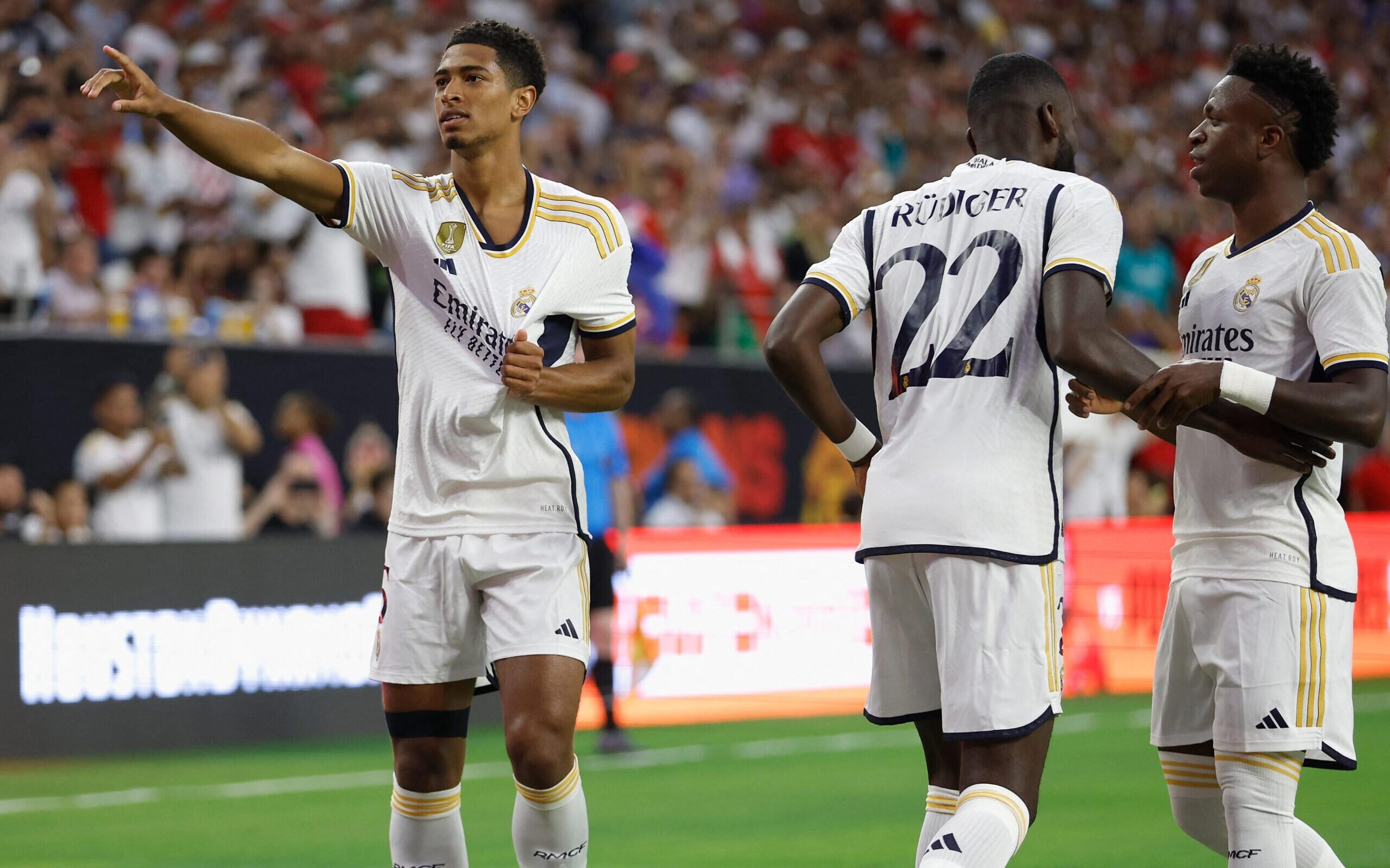 Em noite de golaços, Real Madrid vence amistoso contra o Manchester United