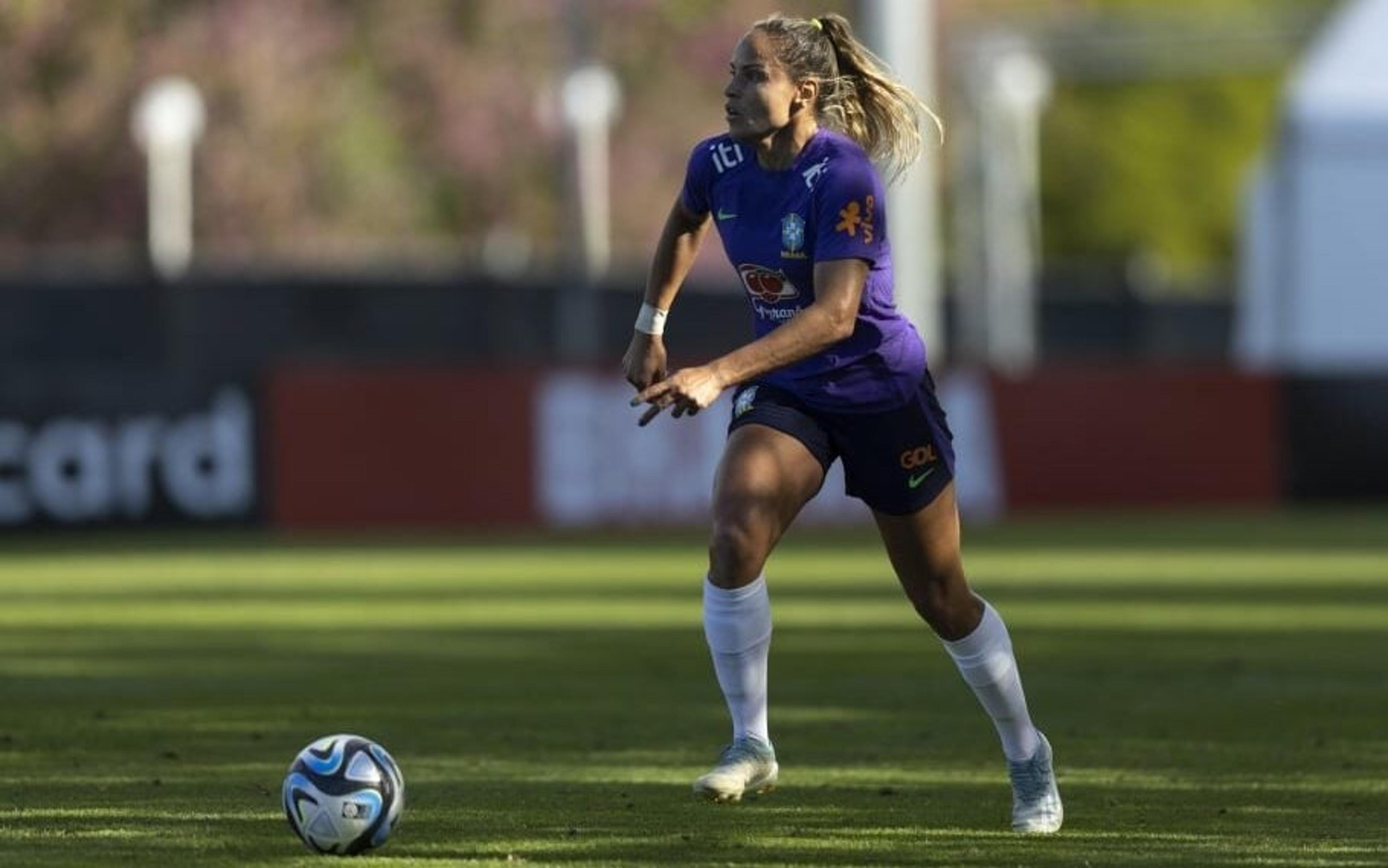 Copa do Mundo feminina: Seleção Brasileira volta aos treinos após duelo amistoso com a China