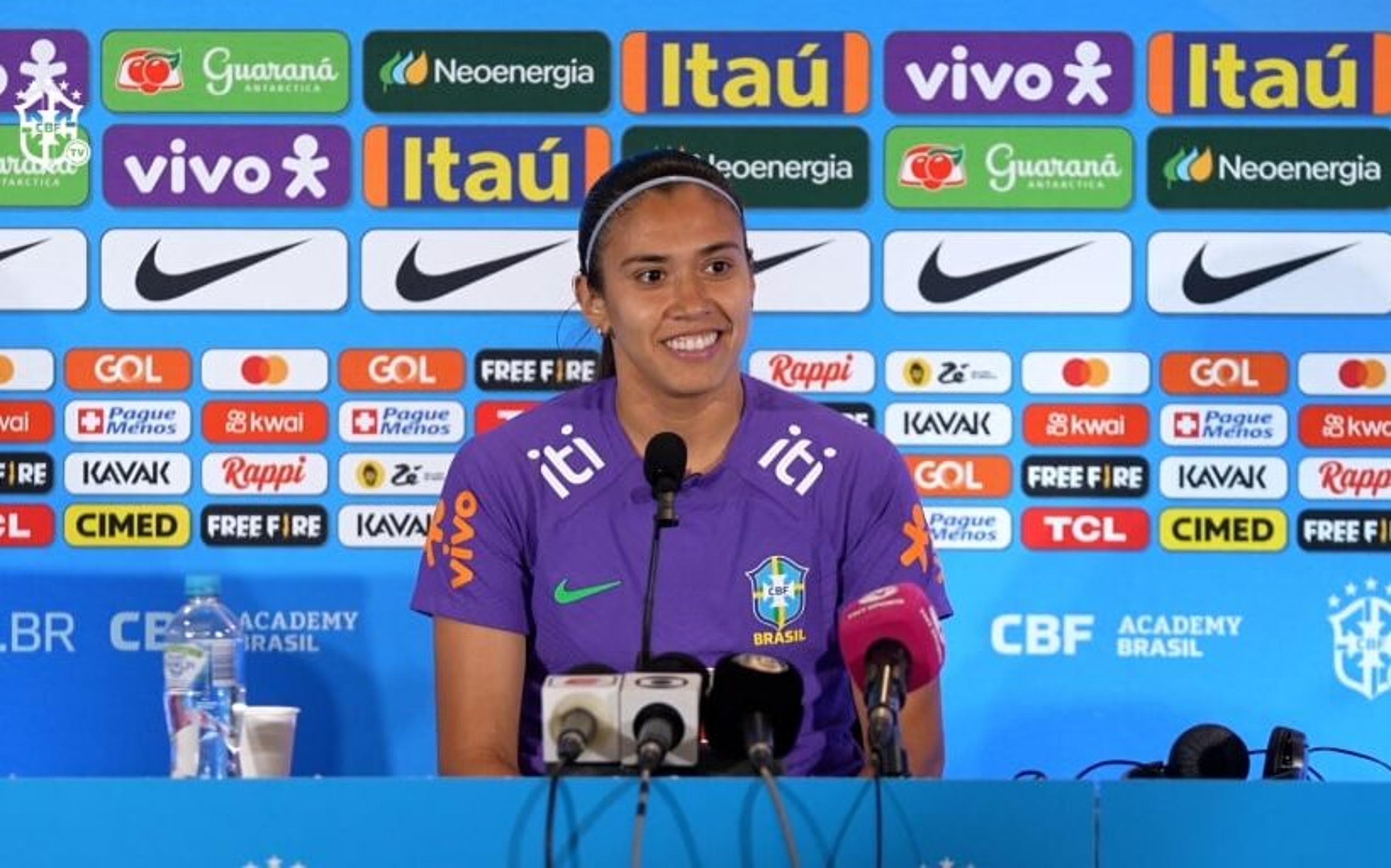 Antônia celebra primeira Copa do Mundo da carreira: ‘Muito ansiosa para começar logo’