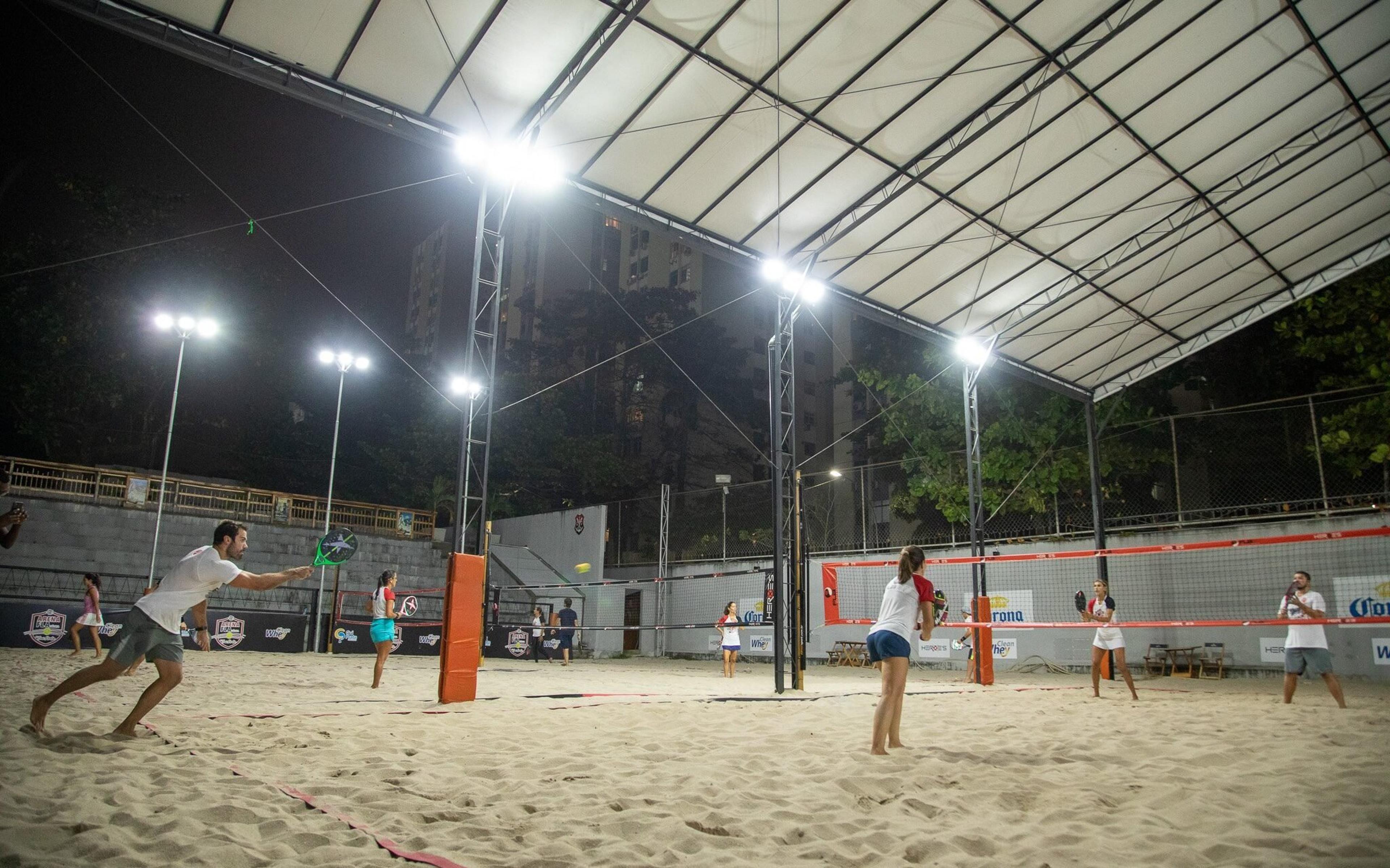 Flamengo celebra aniversário de arena para Beach Tennis com expansão de modalidades