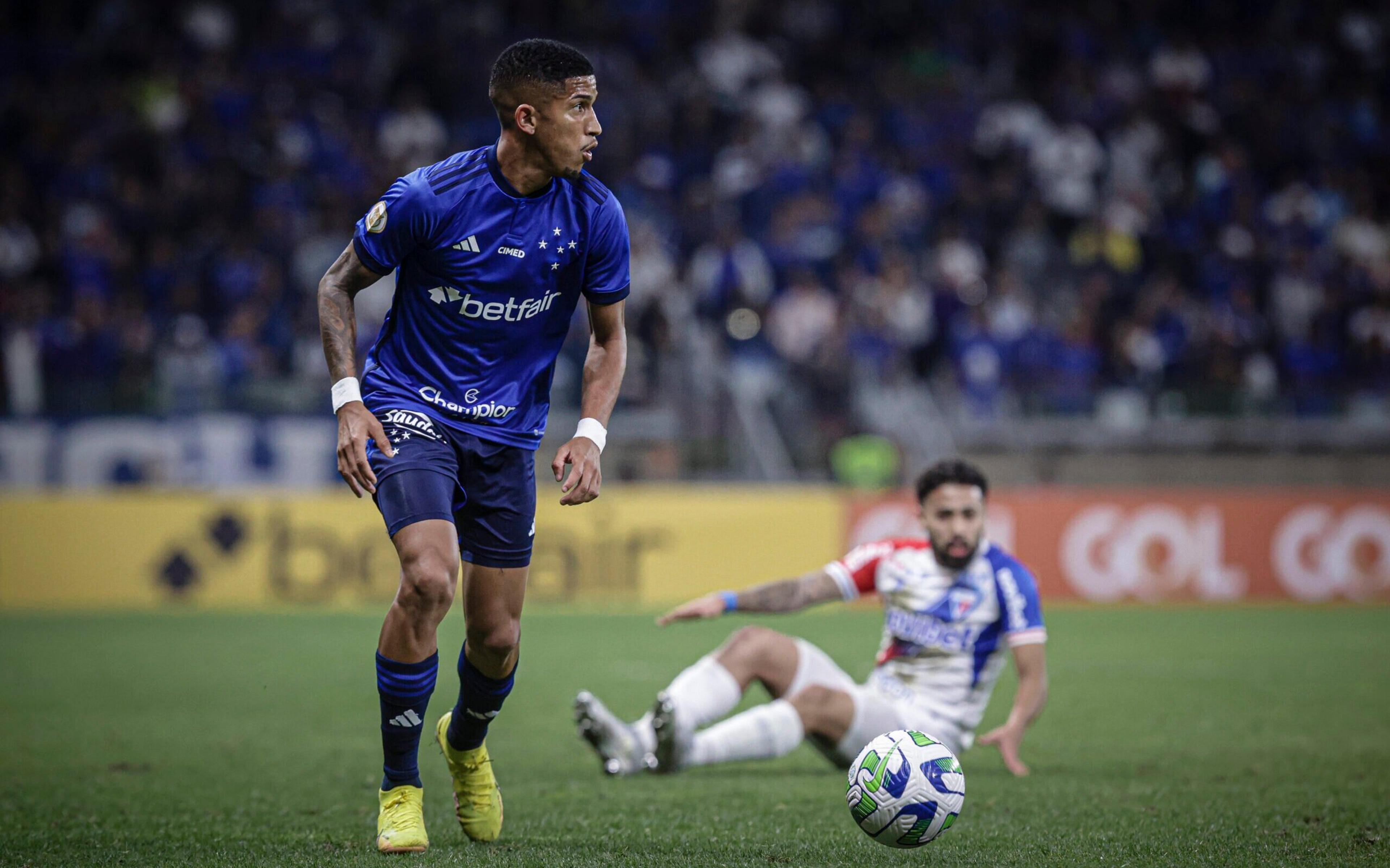 Lateral-direito Igor Formiga pode estar de saída do Cruzeiro