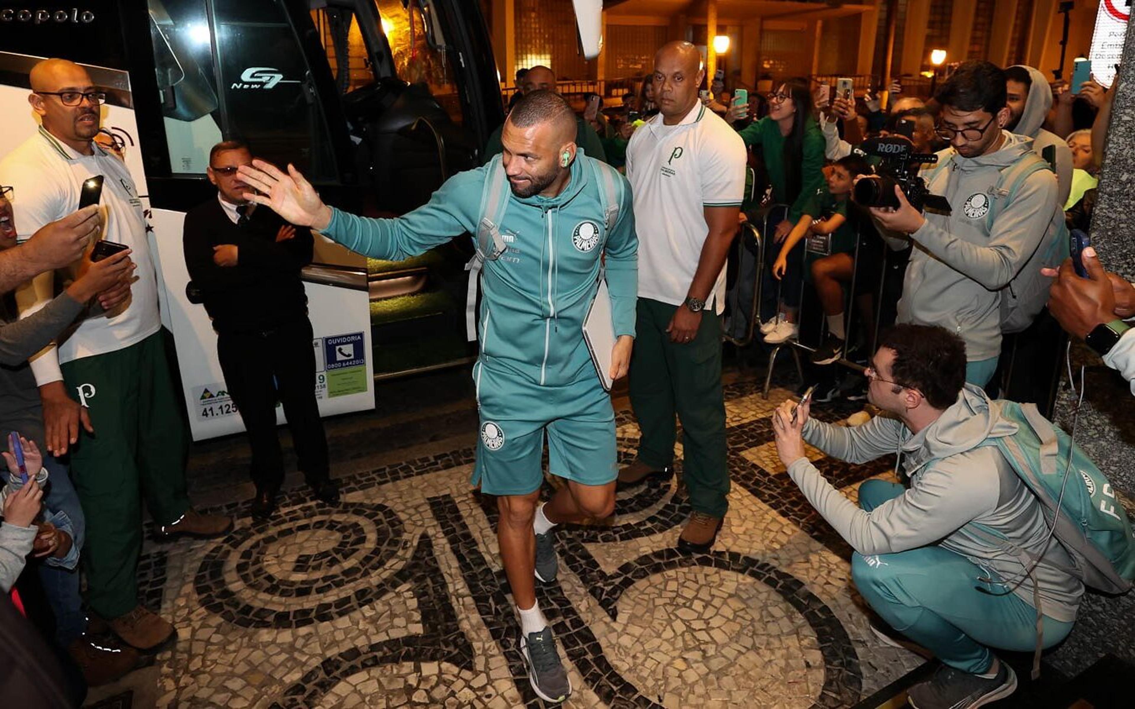 Palmeiras fica em BH ou volta para SP? Entenda a logística do Verdão para este final de semana