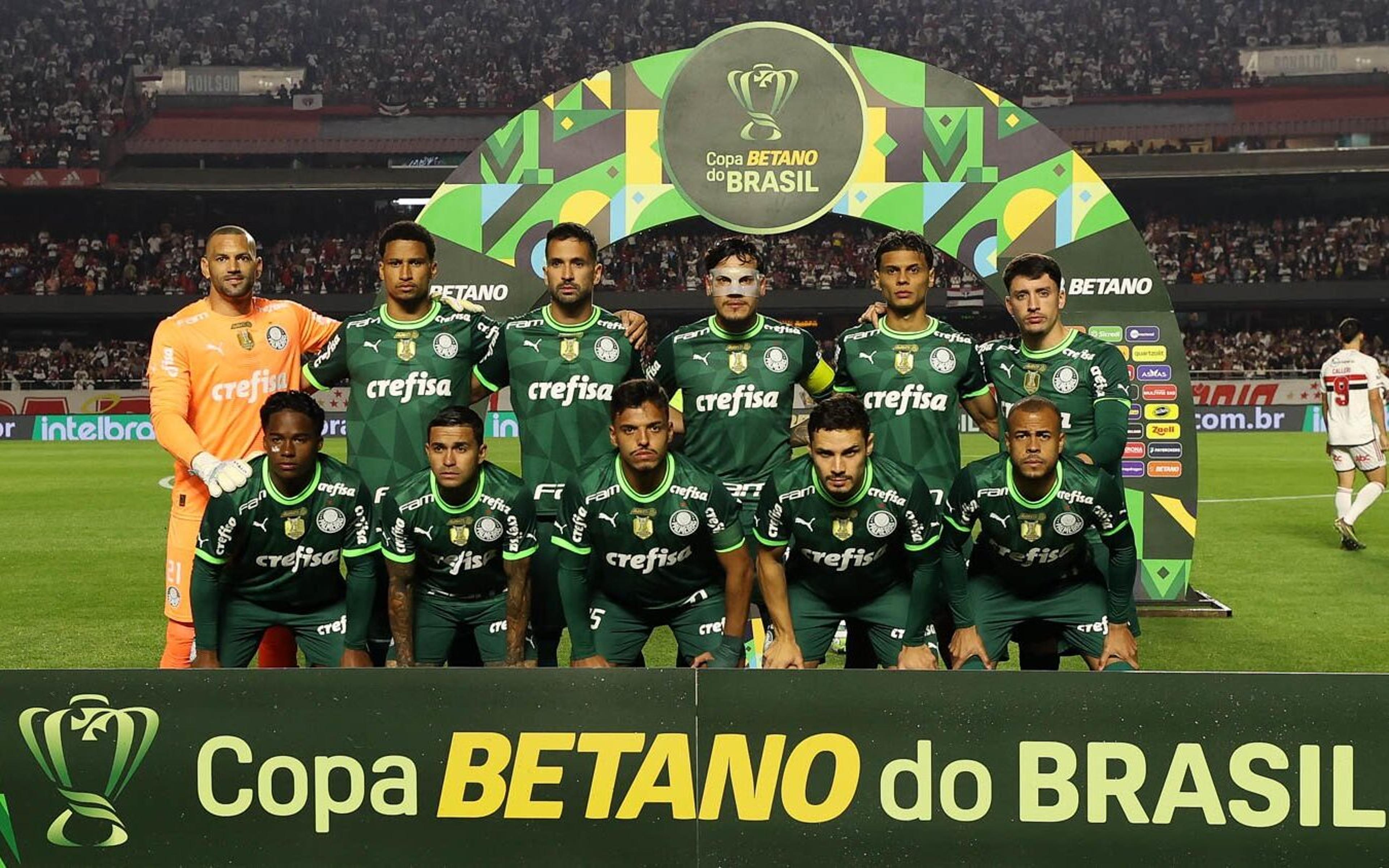 OLHAR DO PORCO: Chega de culpar os outros, Palmeiras!