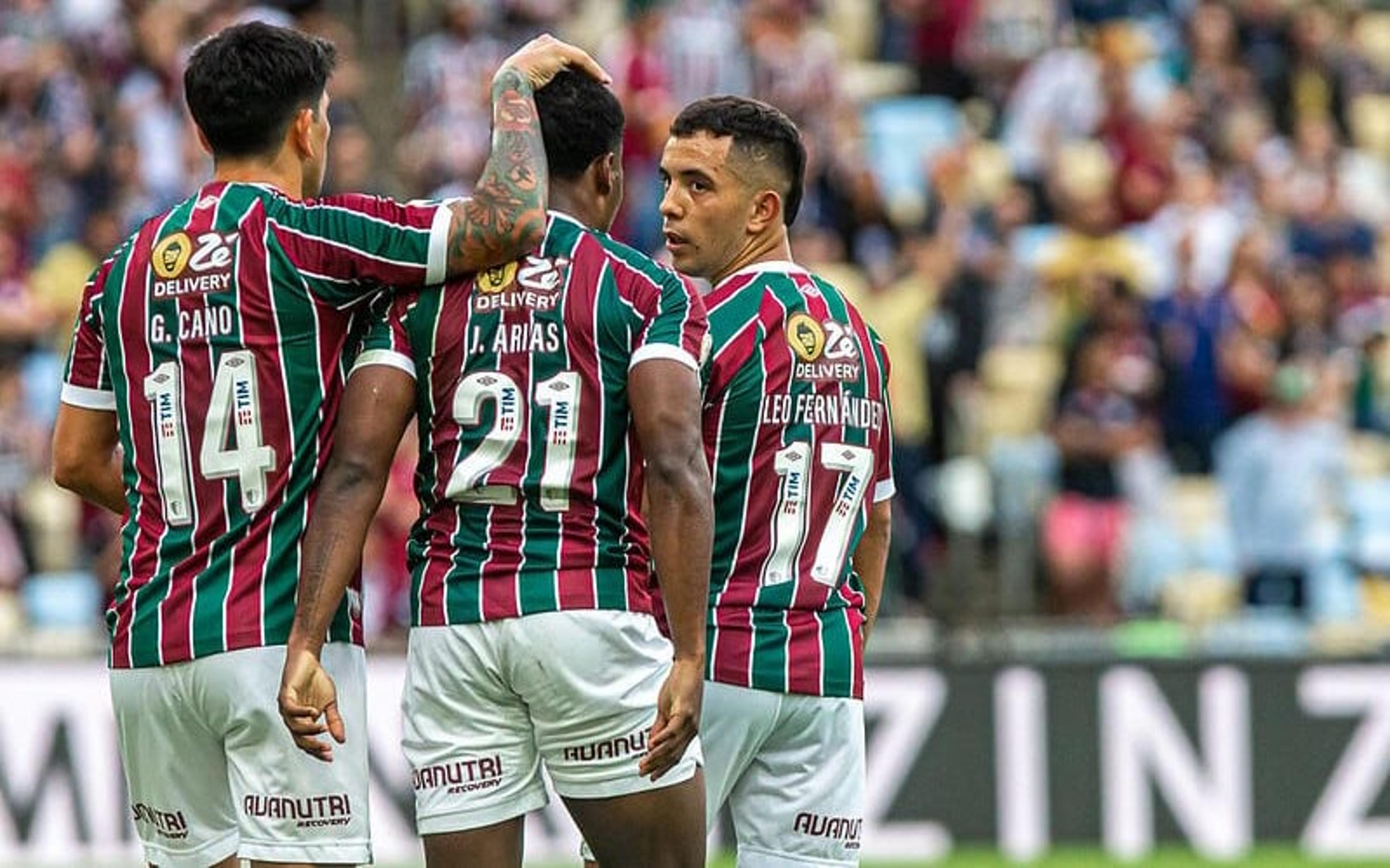 Fluminense vence o Santos no Maracanã e volta ao G4 do Brasileirão; veja resultado