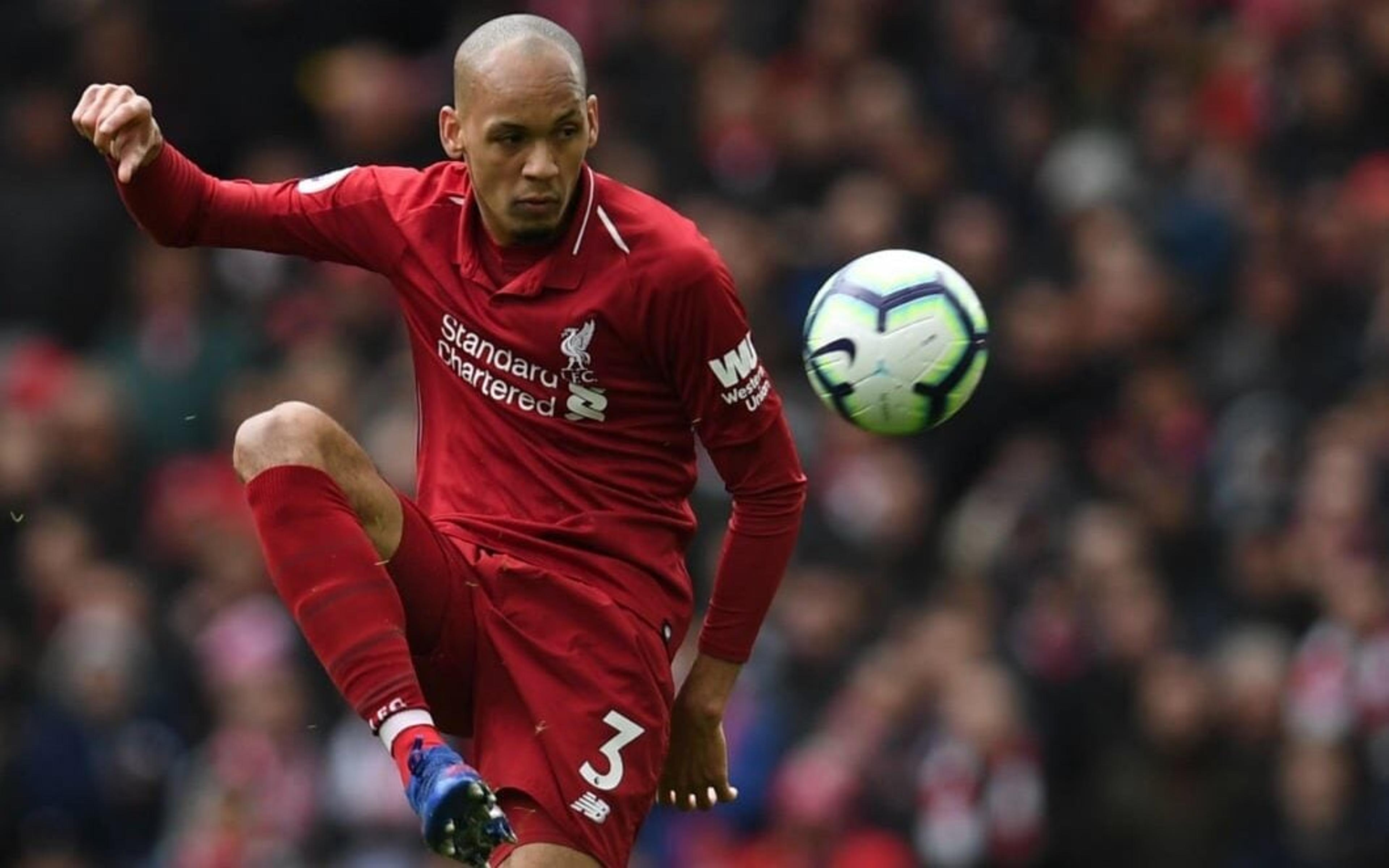 Fabinho não viaja com Liverpool para pré-temporada e aumenta rumor de transferência para Al-Ittihad, da Arábia Saudita