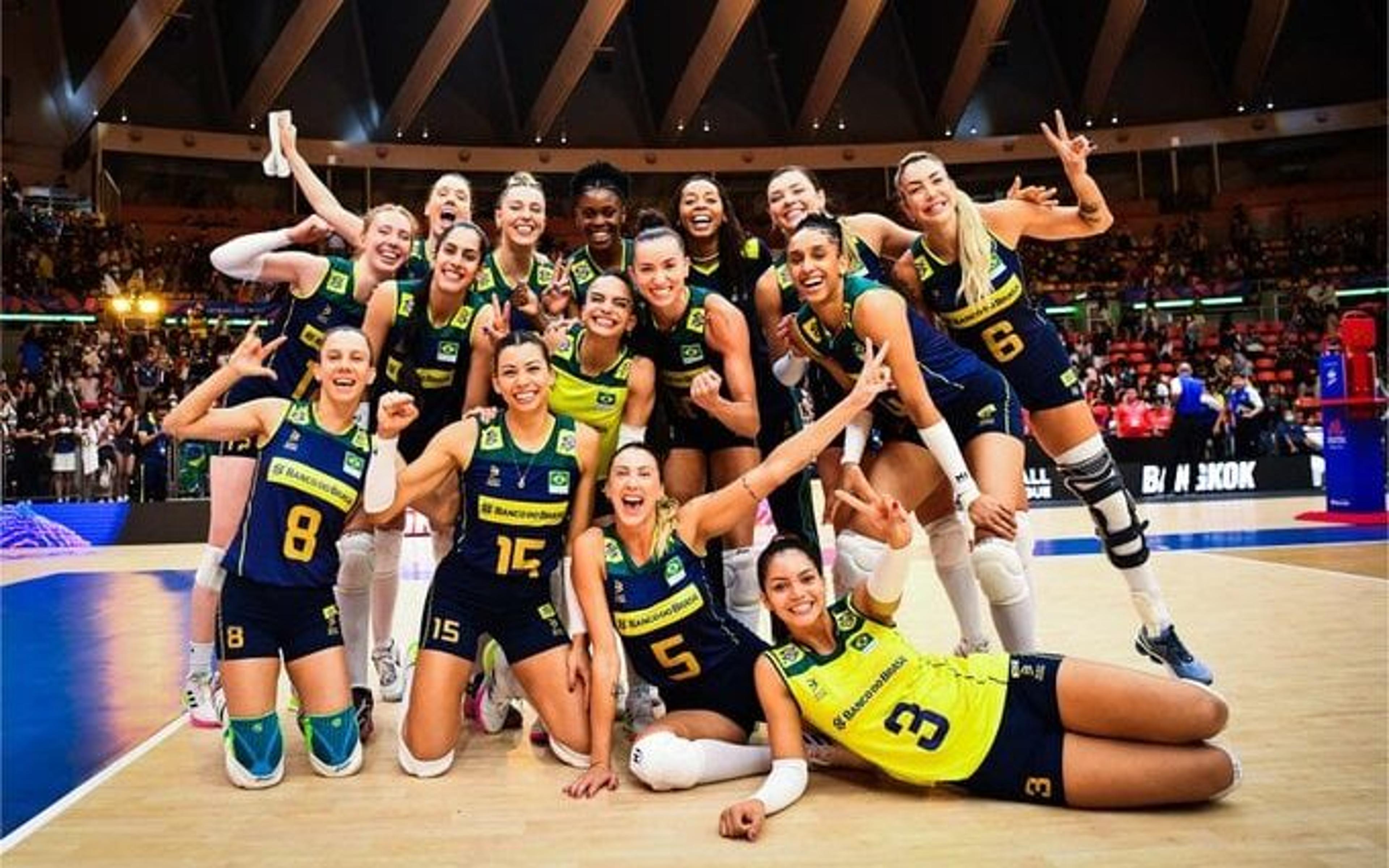 !Classificadas! Mesmo sem entrar em quadra, Brasil vai à fase final da Liga das Nações de Vôlei