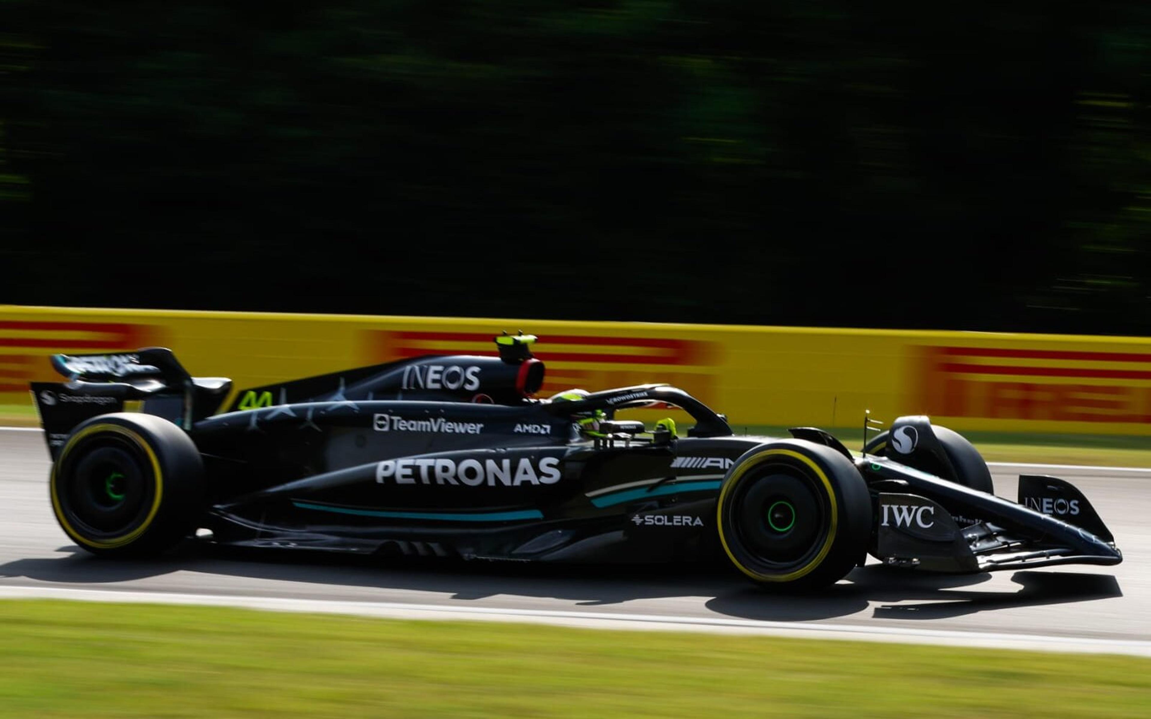 Hamilton lidera o terceiro treino livre e RedBull confirma bom desempenho na Hungria