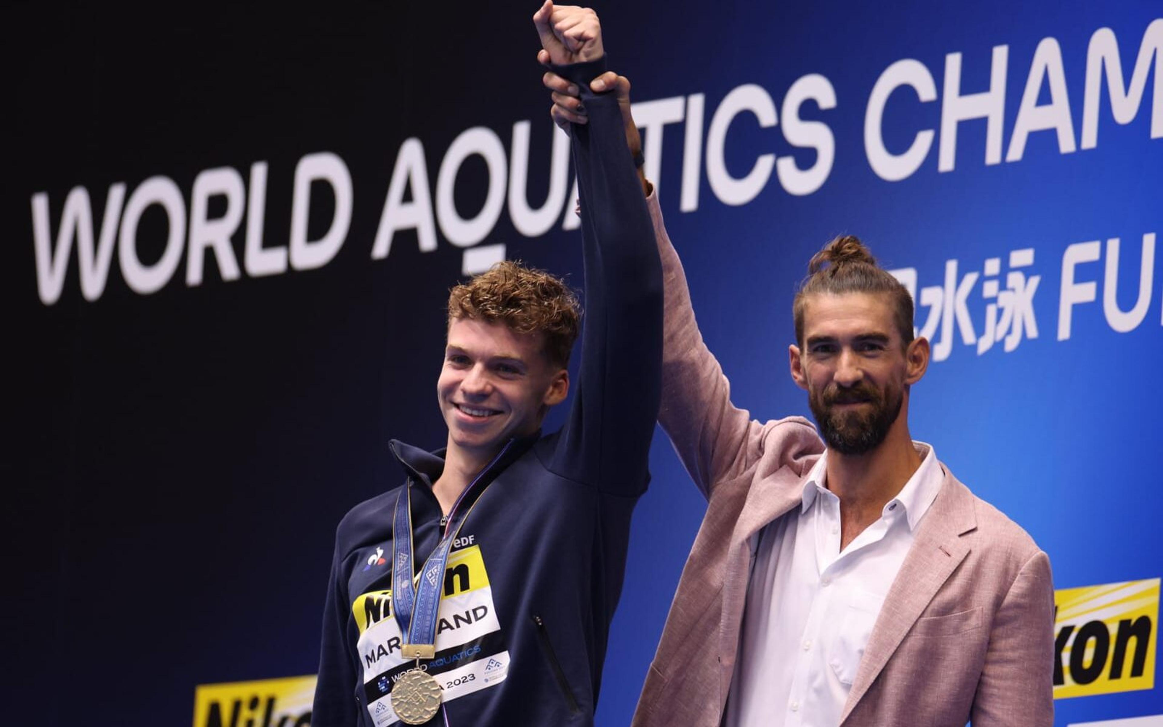 Nadador de 21 anos bate recorde de Michael Phelps no Mundial de Esportes Aquáticos