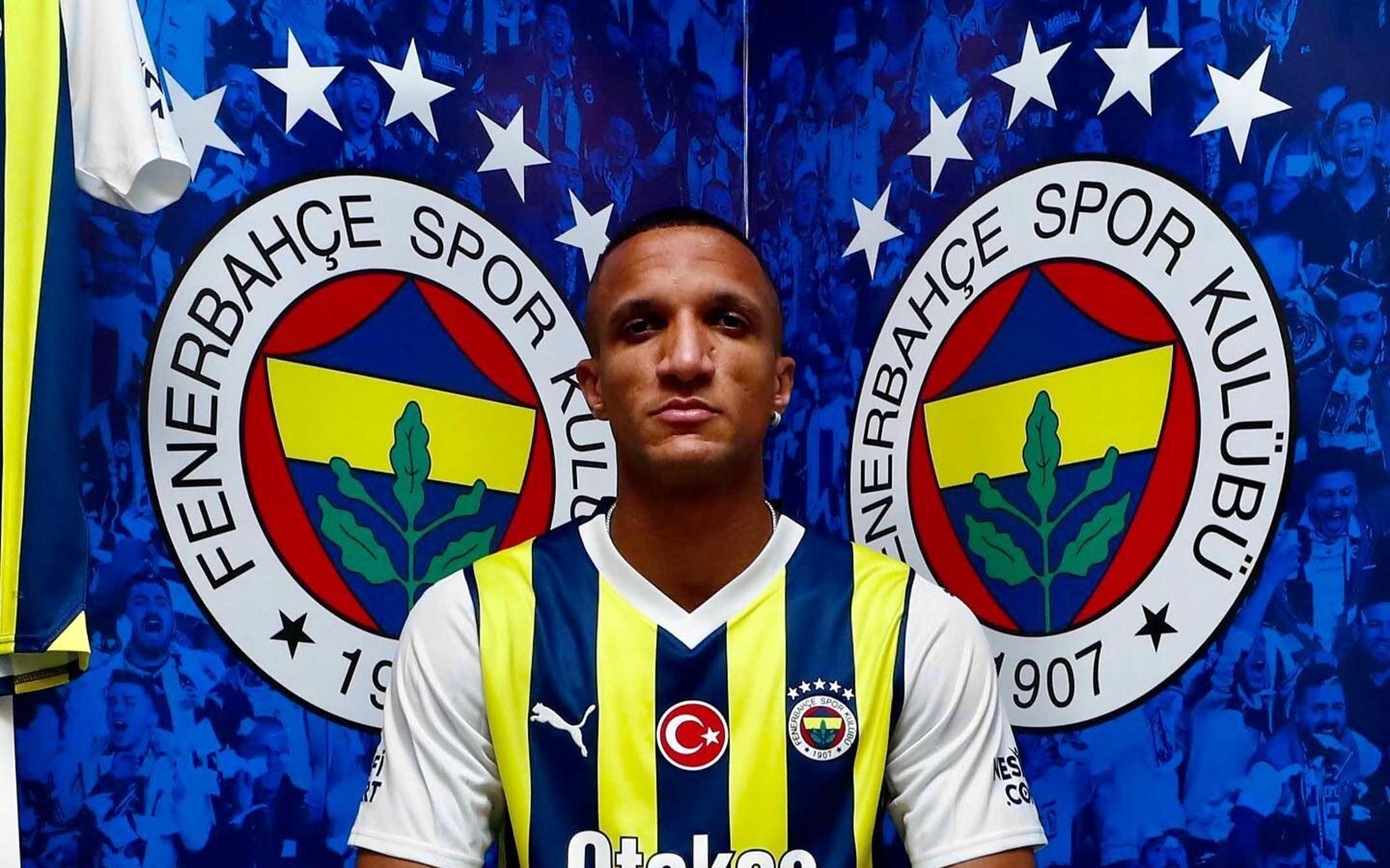 Fenerbahçe acerta contratação do brasileiro Rodrigo Becão