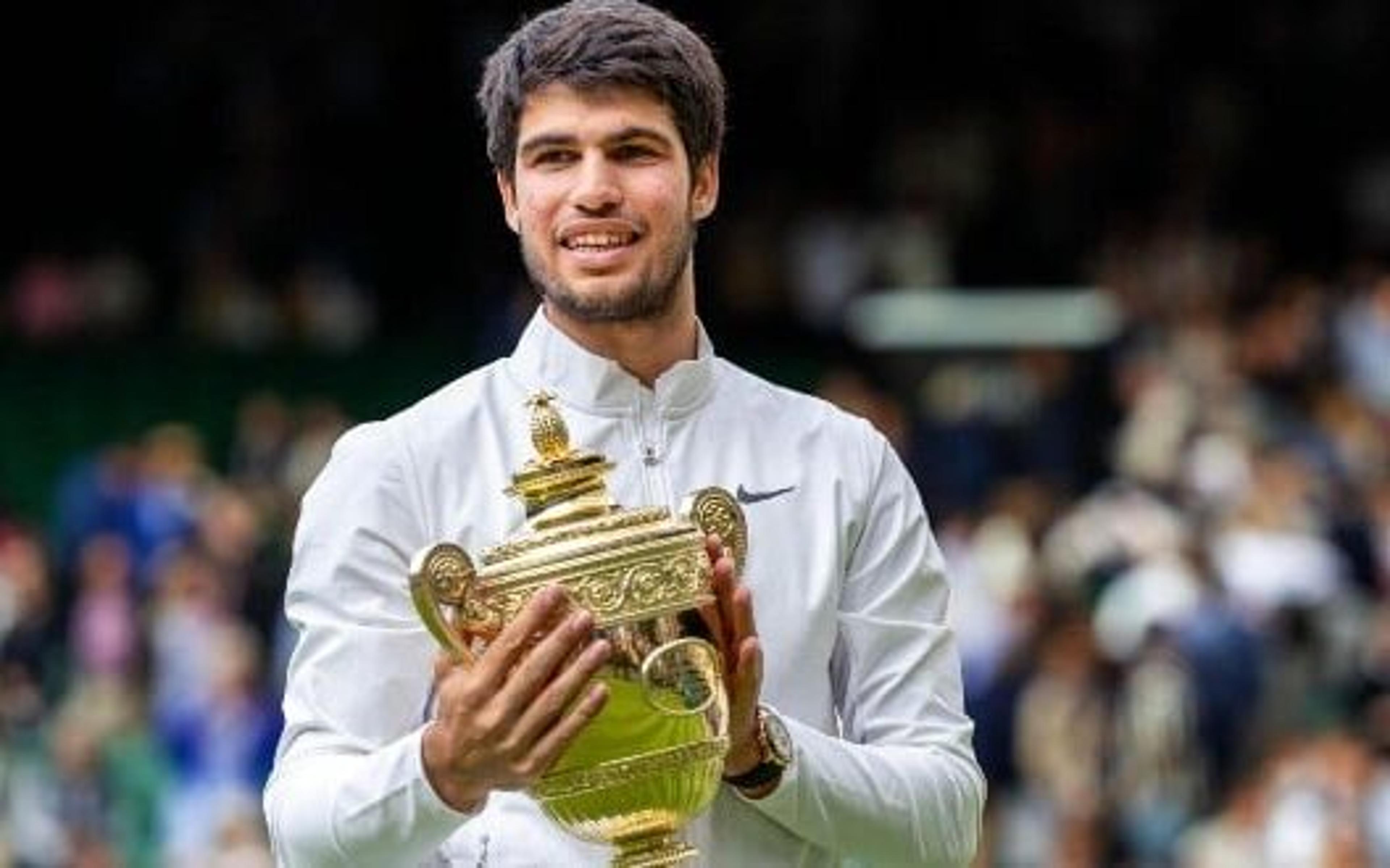 Alcaraz diz ter se apaixonado pela grama após título em Wimbledon