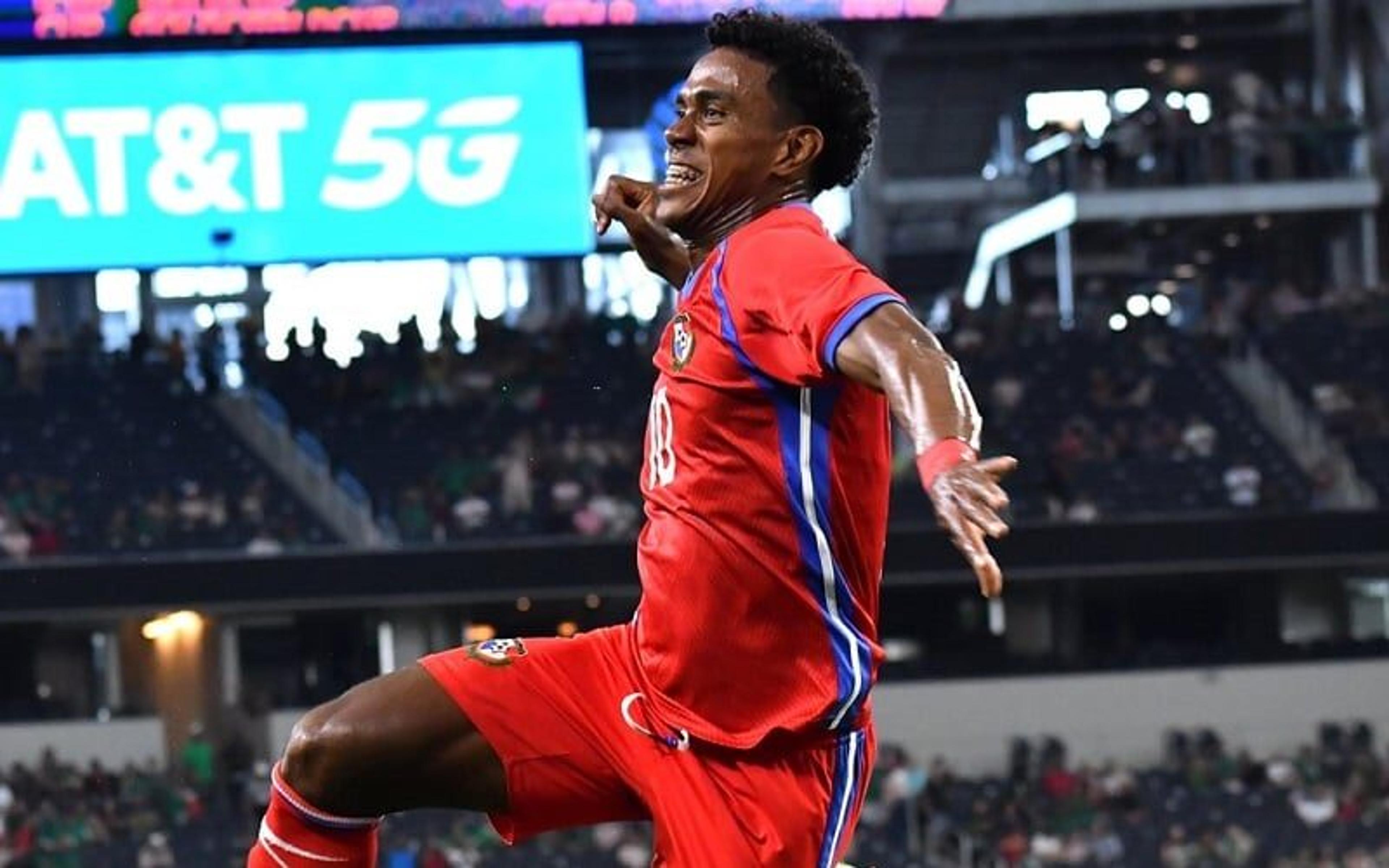 Em noite de Ismael Díaz, Panamá goleia Qatar na Copa Ouro