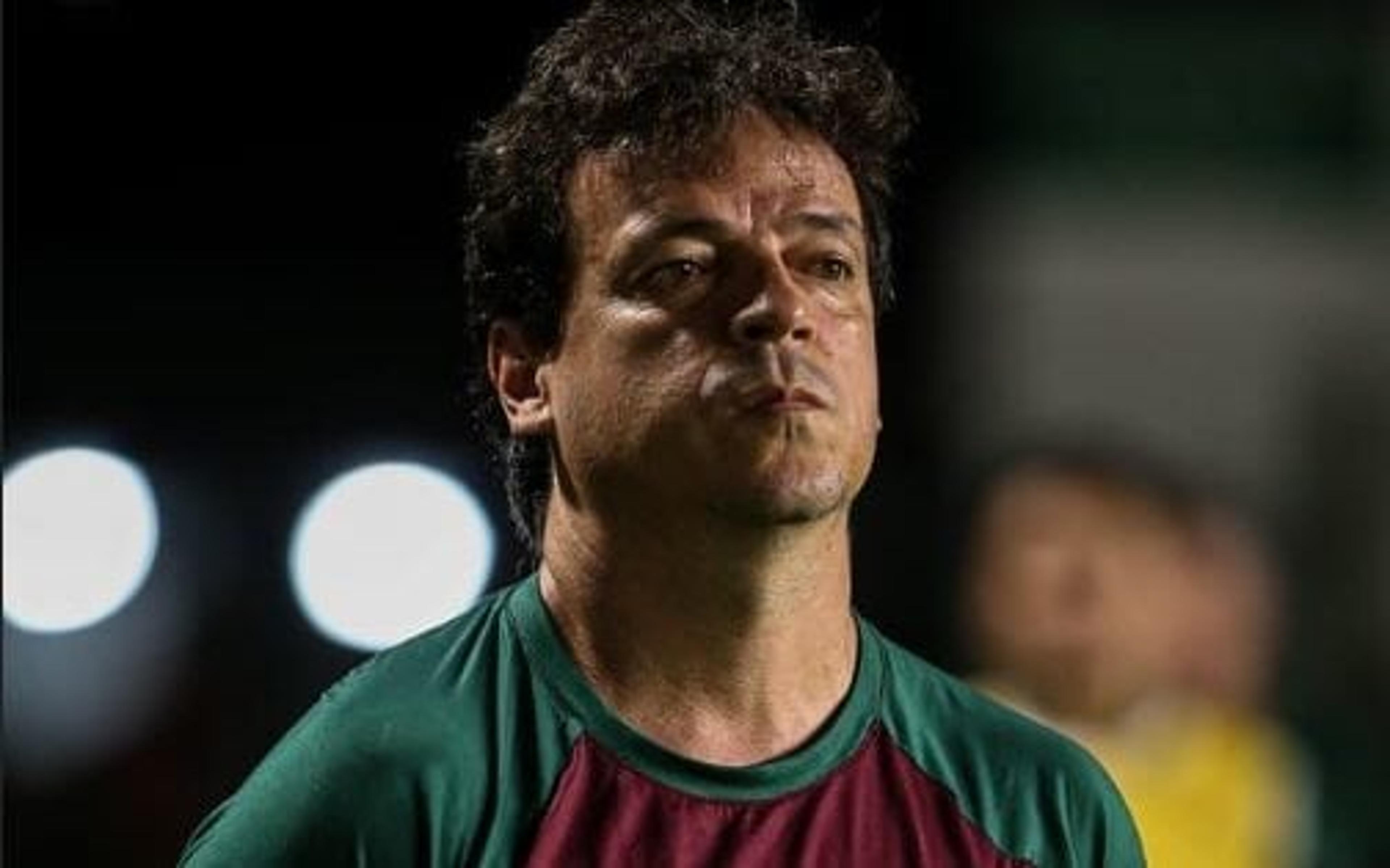 VÍDEO: Fernando Diniz é vaiado pela torcida do Fluminense em primeiro jogo após assumir Seleção Brasileira