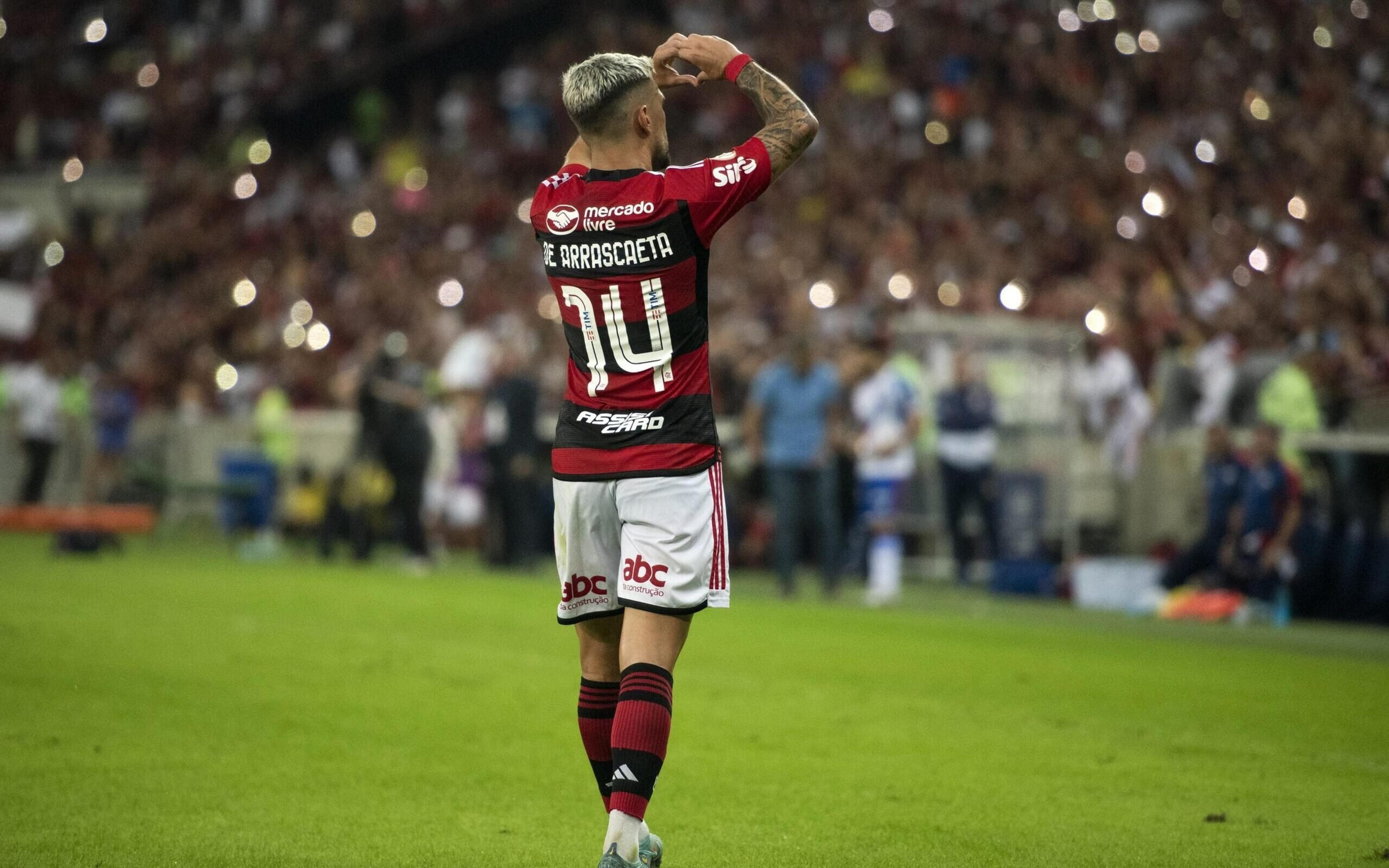 Com ‘show’ de Arrascaeta, Flamengo vence o Fortaleza pelo Brasileirão