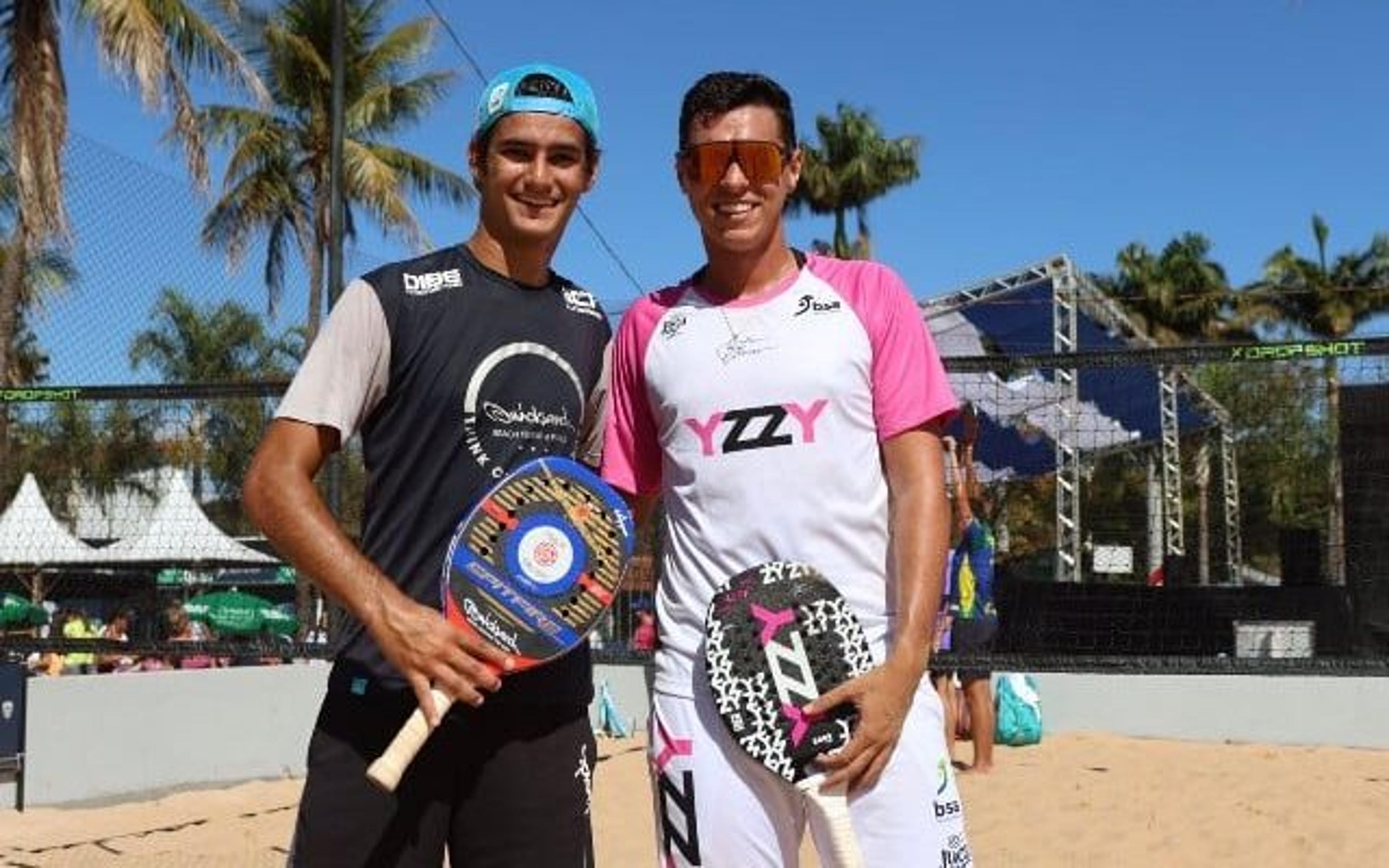 Gustavo Russo e Daniel Mola, da Seleção Brasileira, derrubam dupla com campeão do mundo e alcançam a semi em Itumbiara (GO)