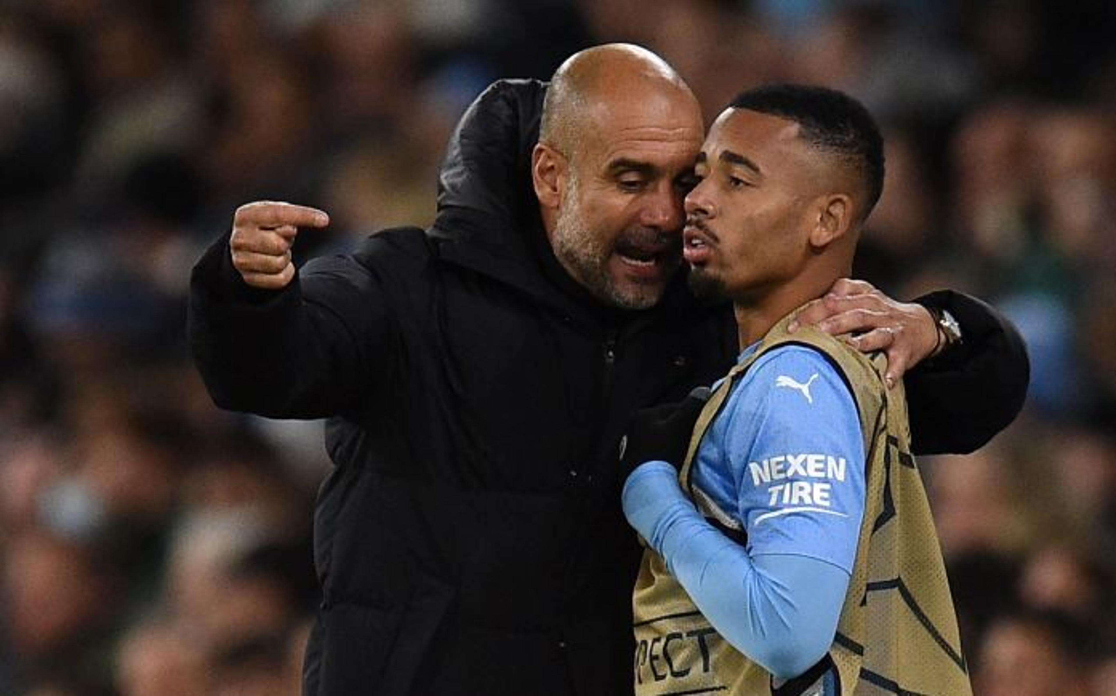 Em entrevista, Gabriel Jesus confessa ter chorado após escolha de Guardiola: ‘Liguei para minha mãe e queria ir para casa’