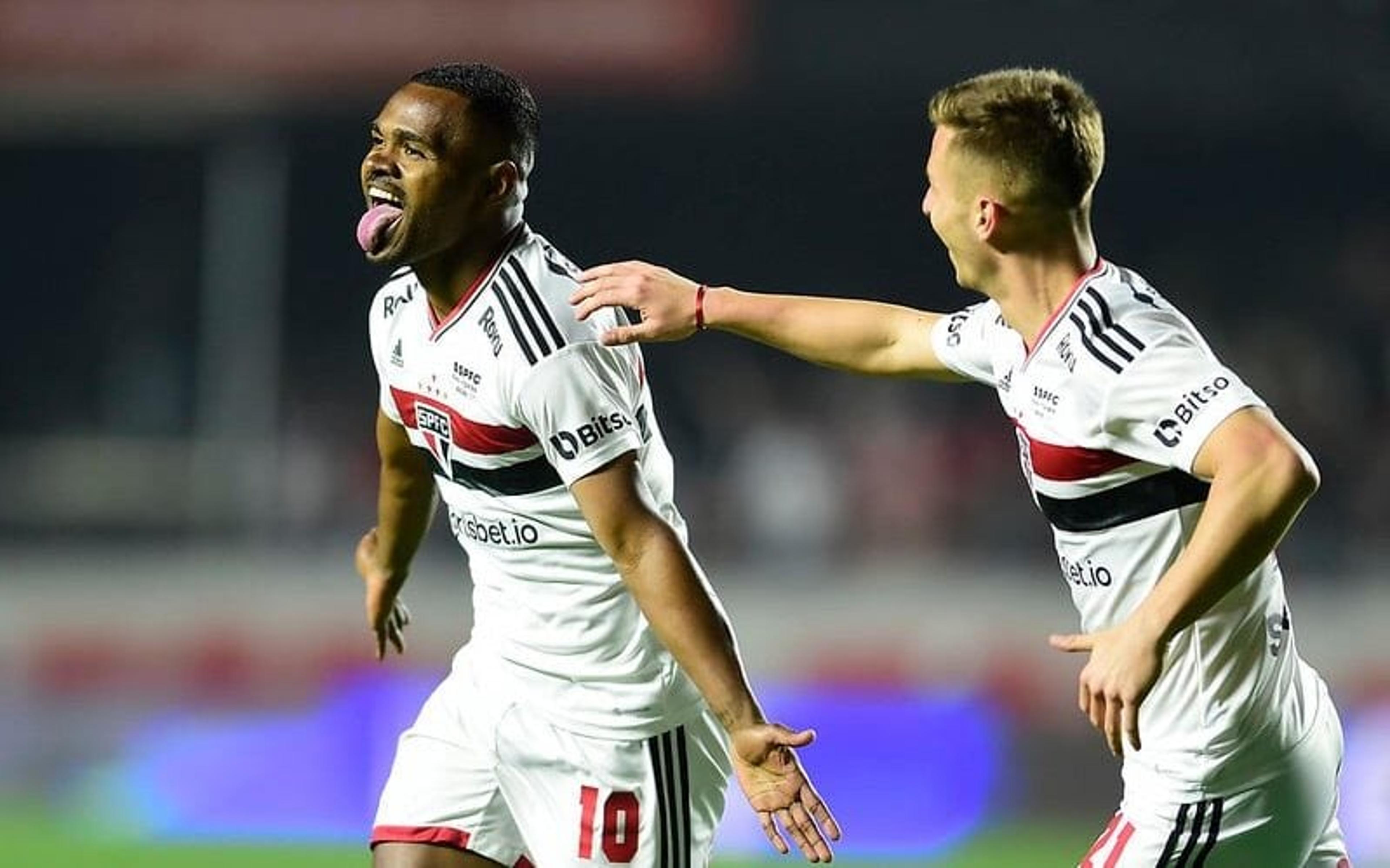 !Assim fica difícil! São Paulo tem mais um interessado em Nikão, mas jogador não quer deixar Cruzeiro