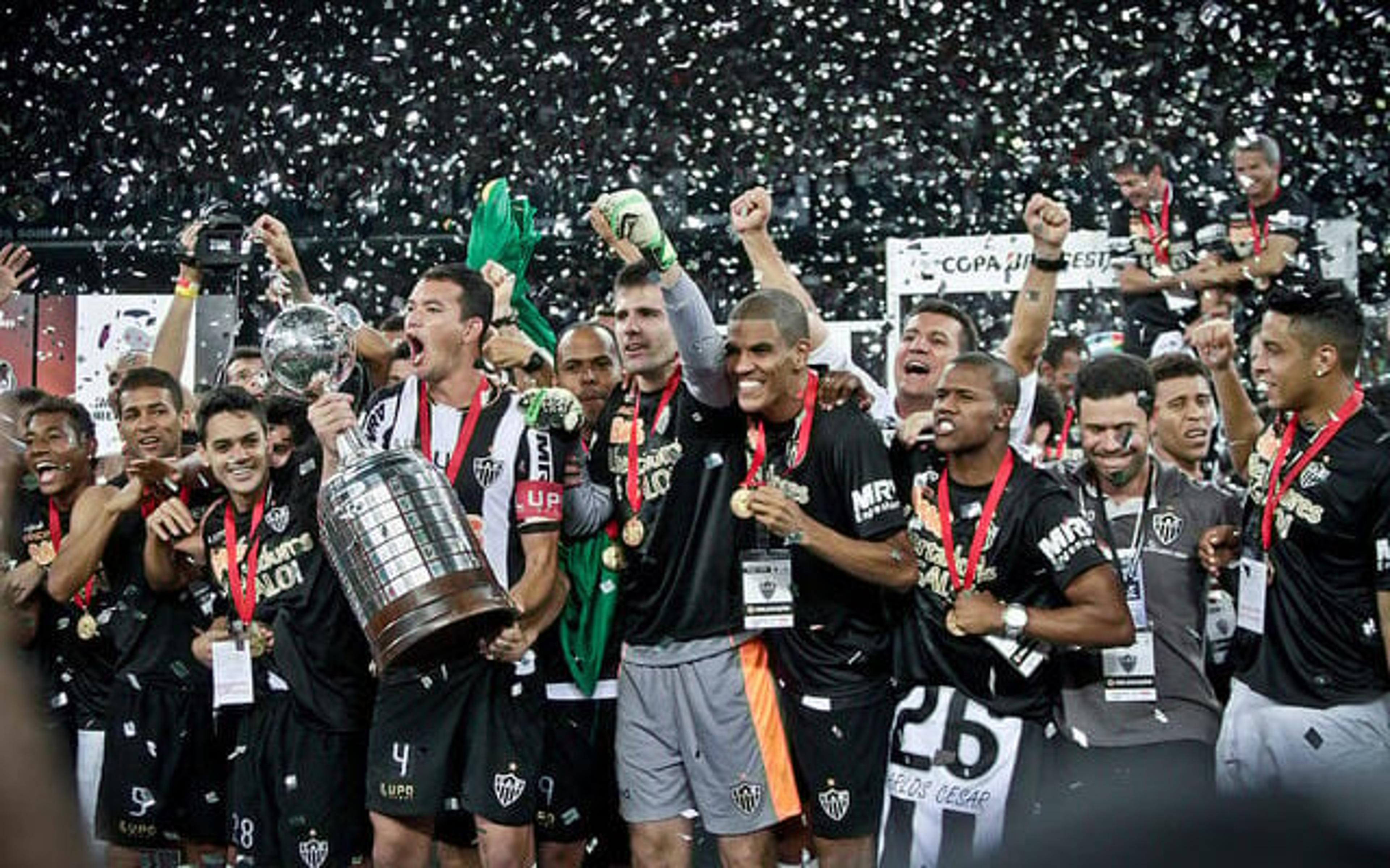 Atlético-MG celebra dez anos do título da Libertadores; Mineirão lança documentário sobre a conquista