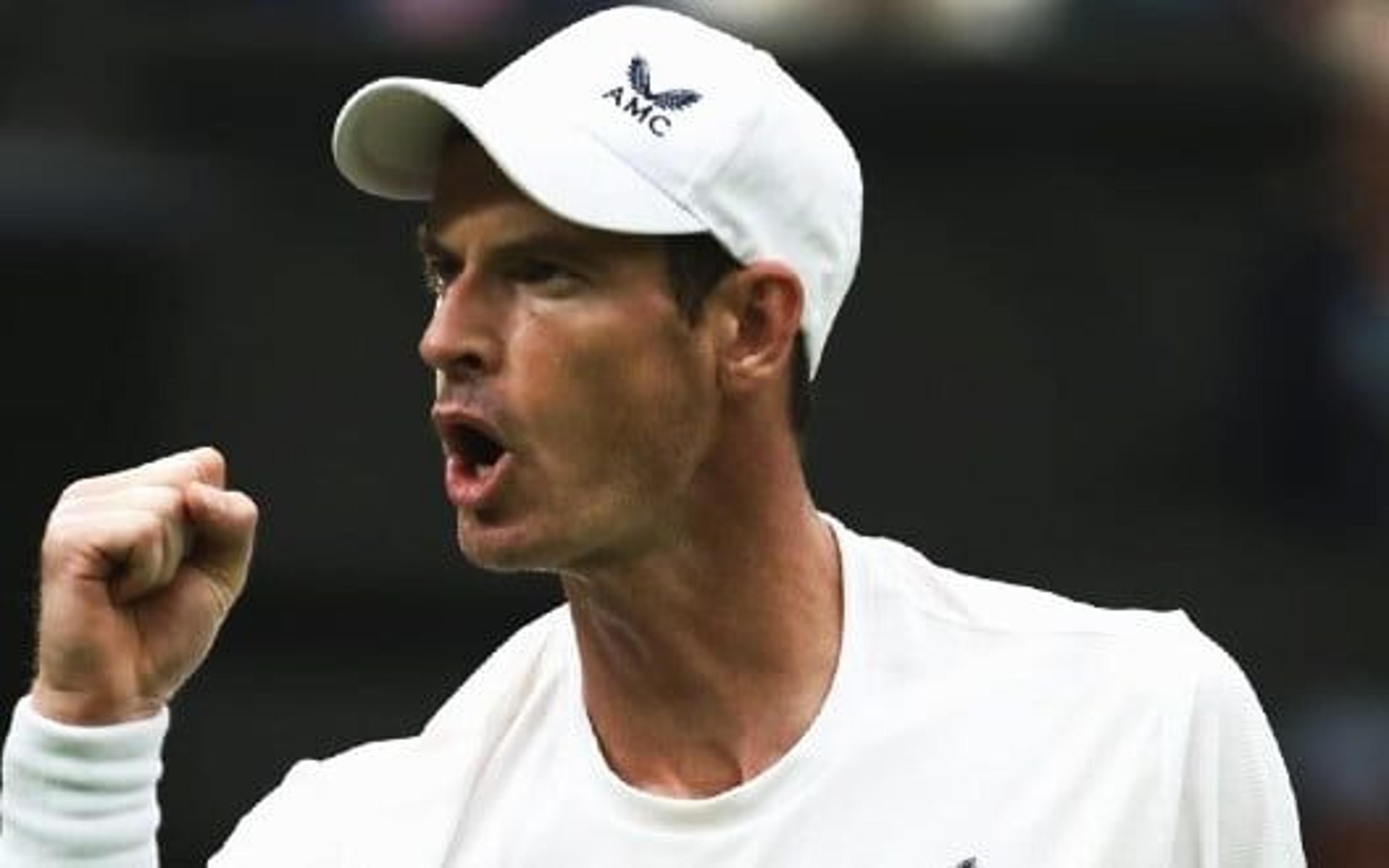 Murray atropela na estreia em Wimbledon e brinca com Federer