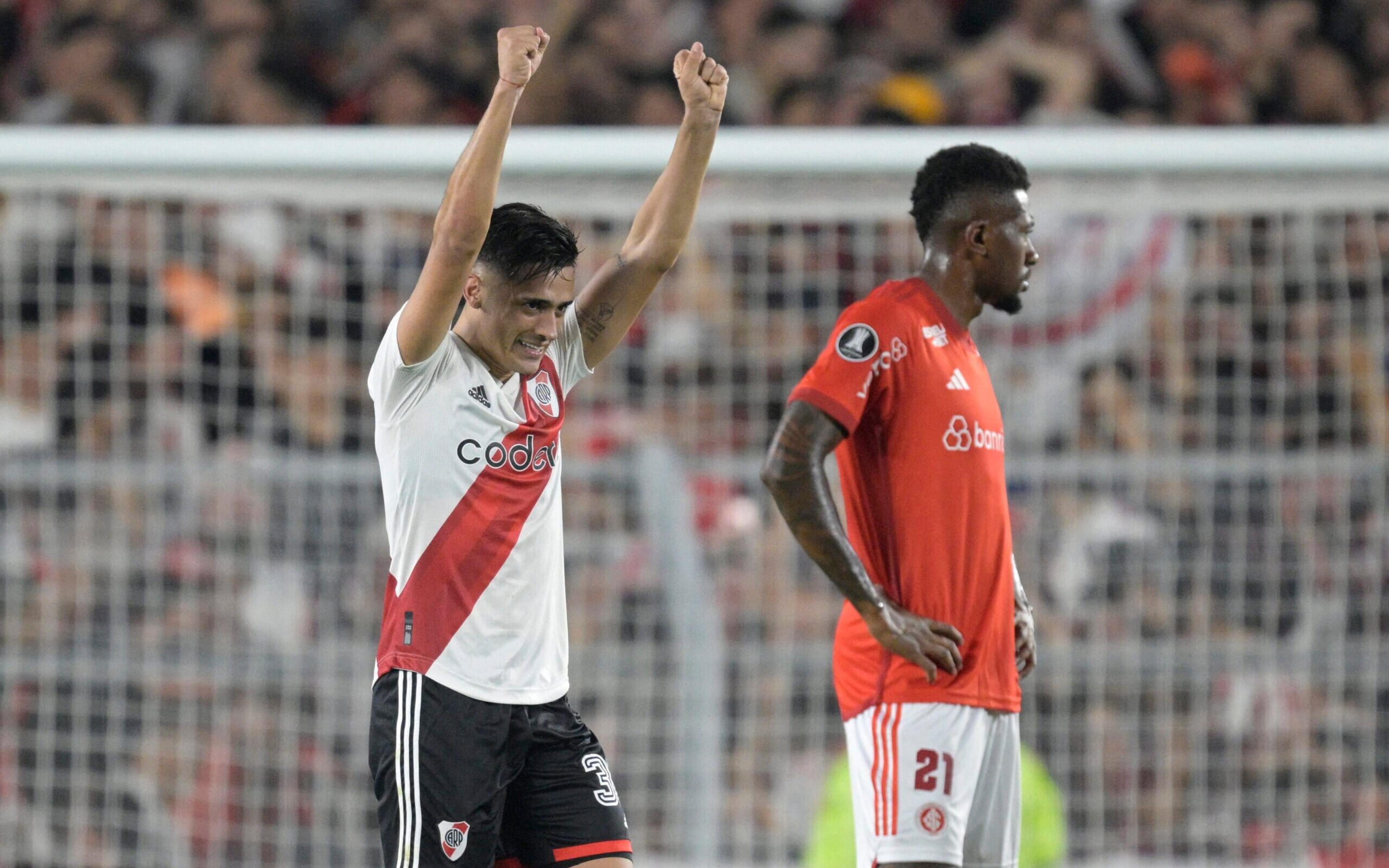 Rochet brilha, mas Internacional sofre virada do River Plate na Argentina e sai atrás nas oitavas da Libertadores